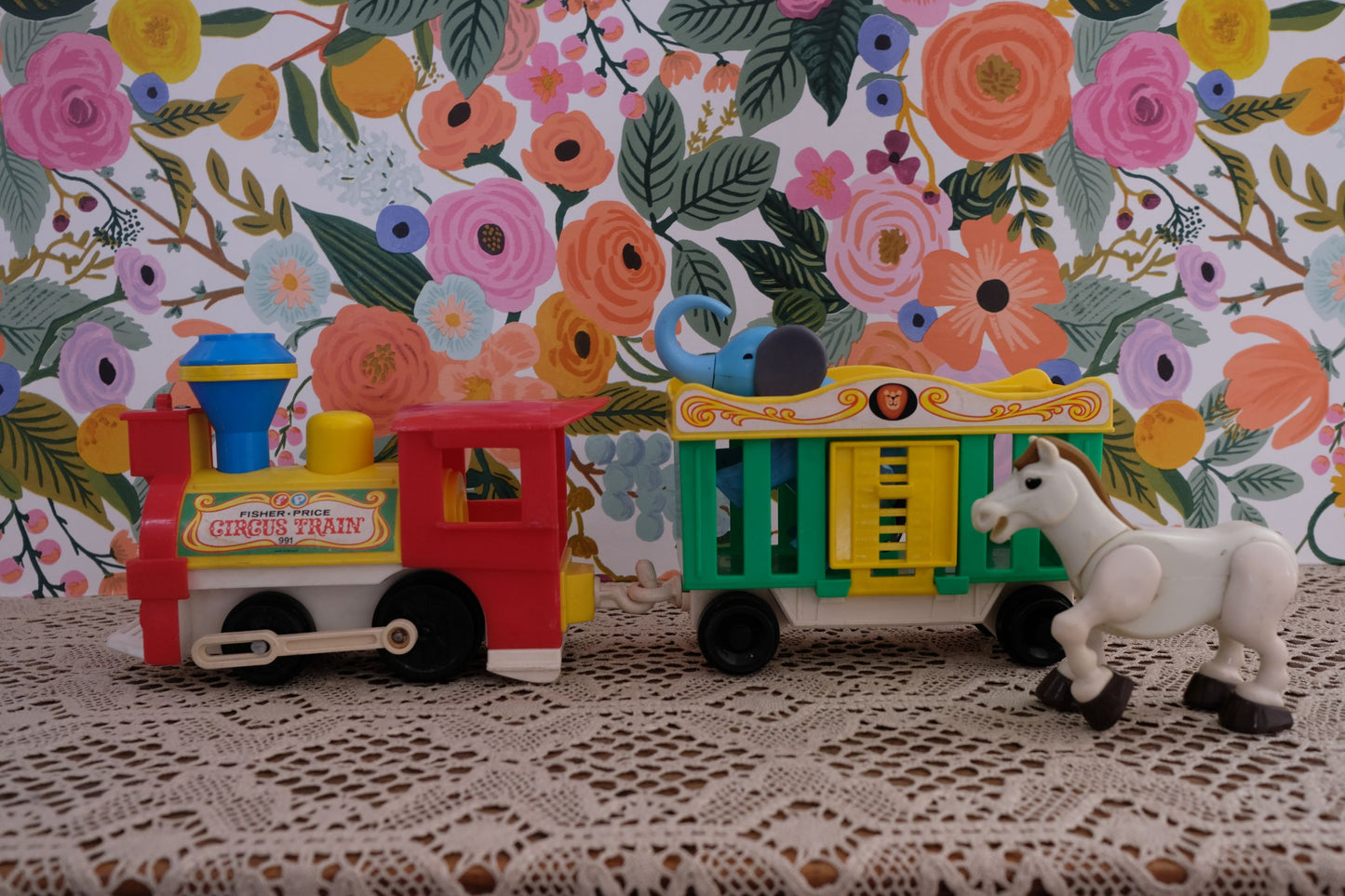 Train fisher price