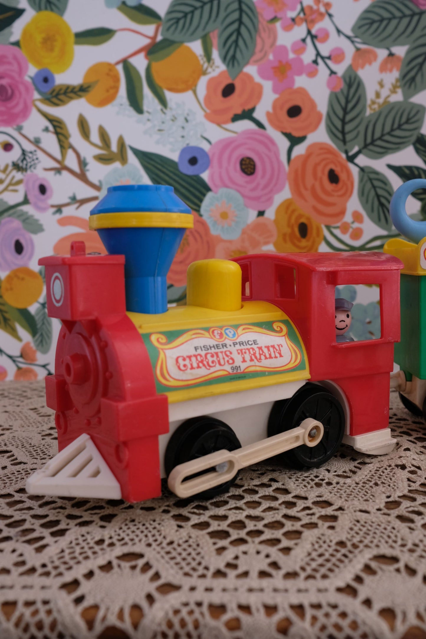 Train fisher price
