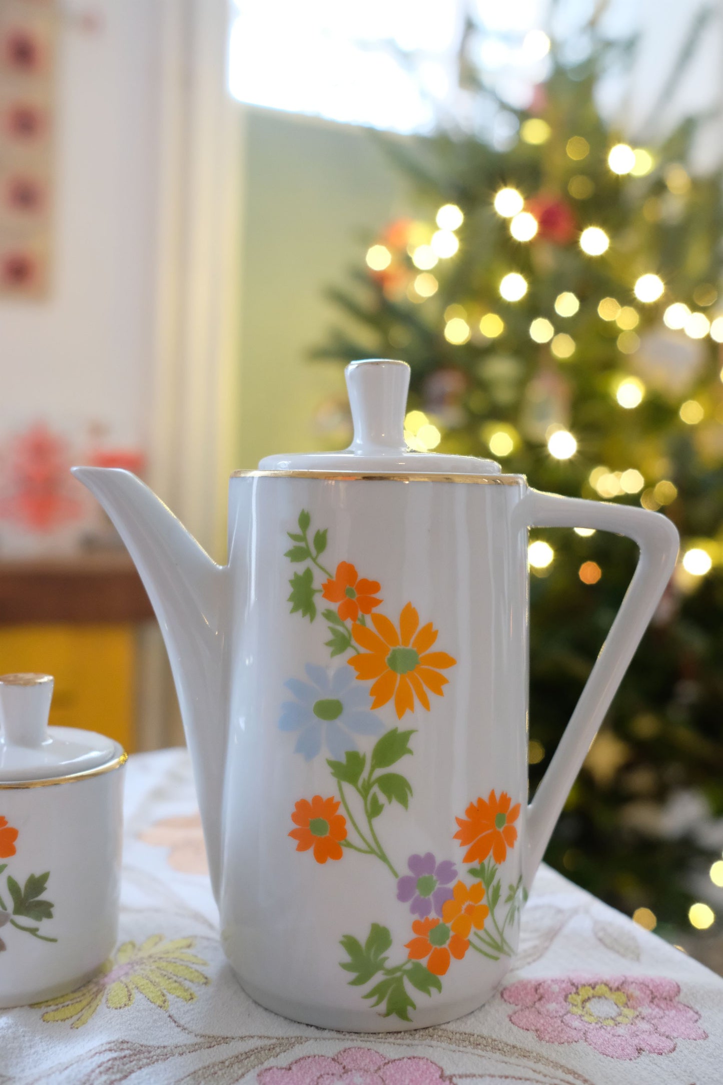 Dinette en porcelaine