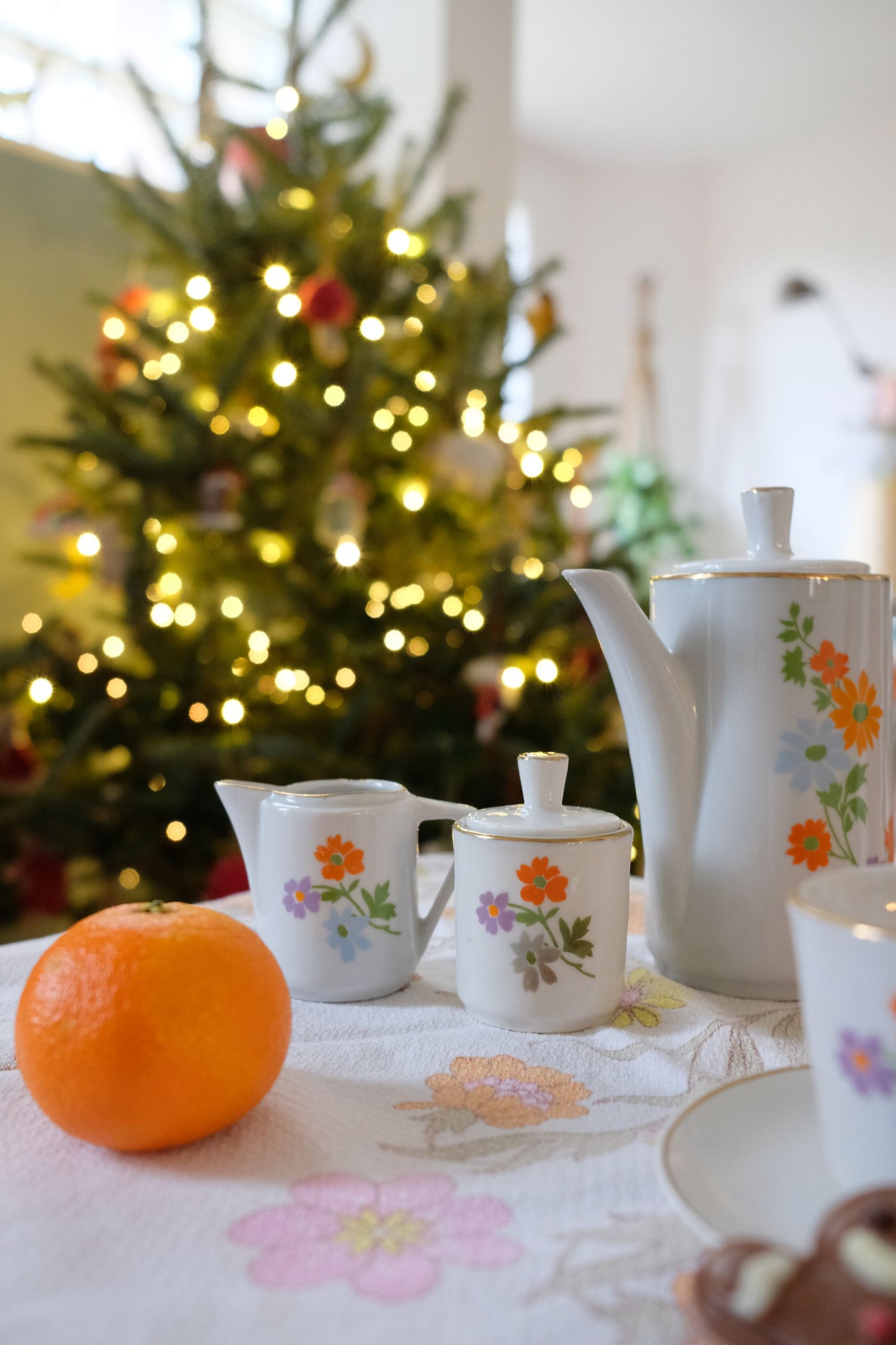 Dinette en porcelaine