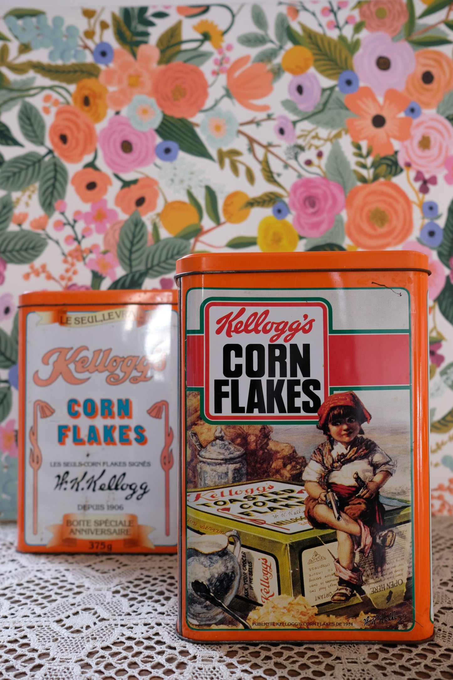 Boite de corn flakes en métal