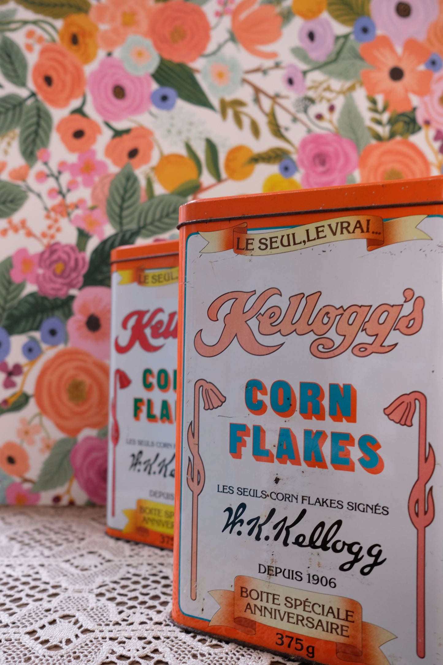 Boite de corn flakes en métal