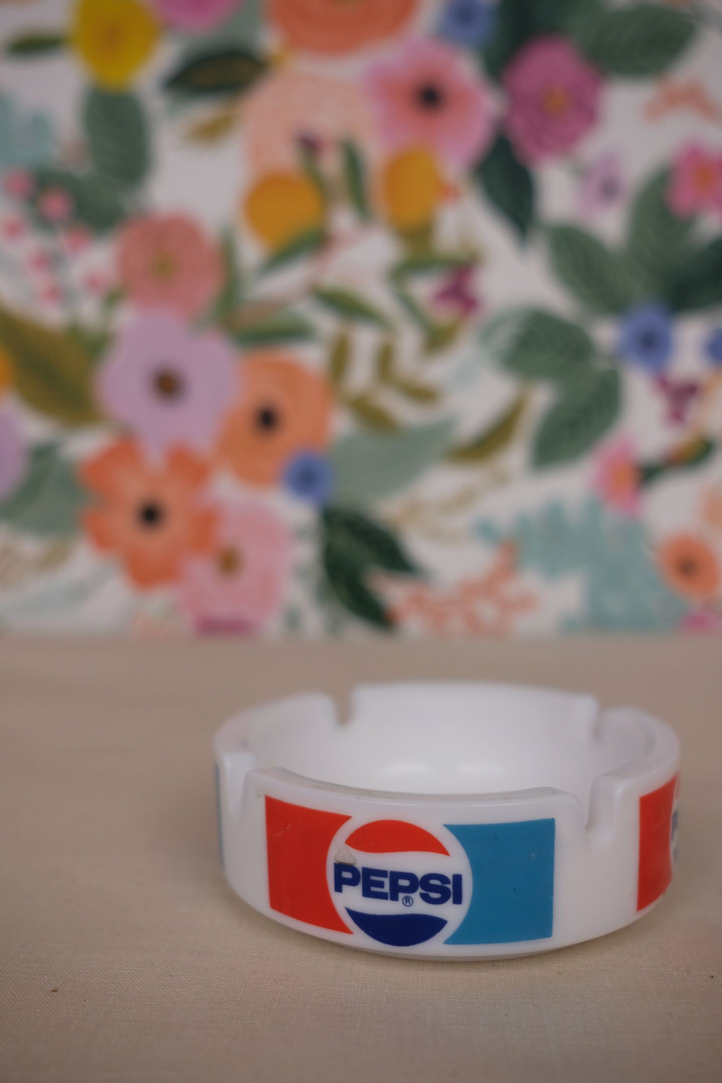 Cendrier Pepsi en opaline