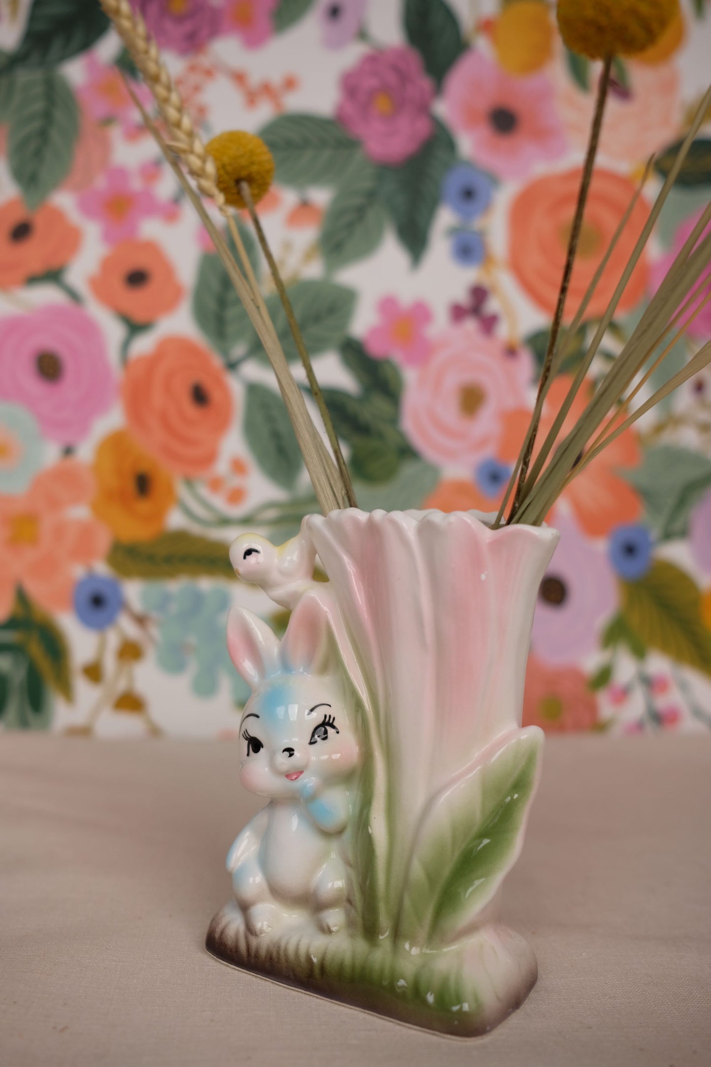 Vase en céramique lapin