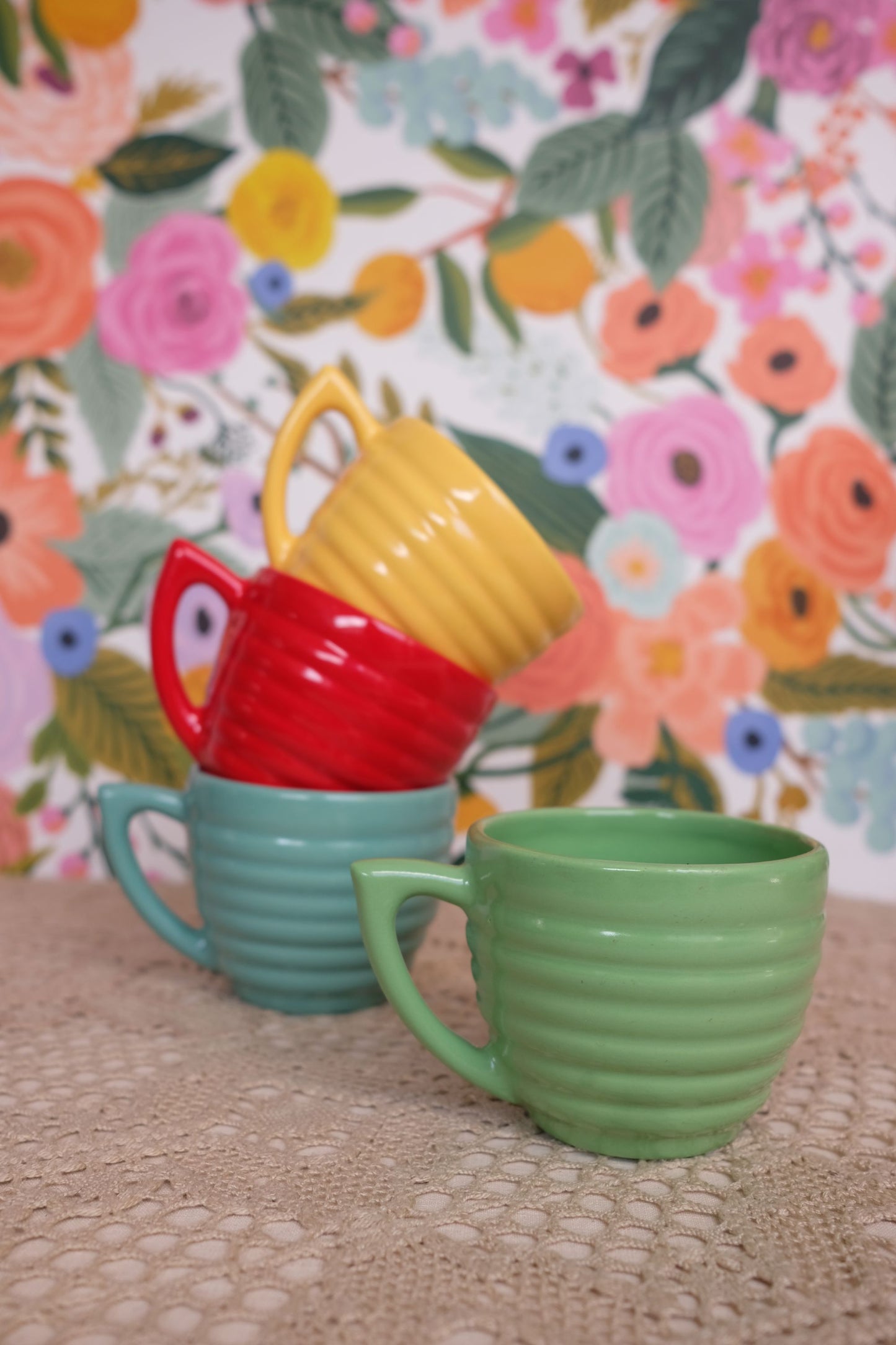 Tasses Bauer pottery