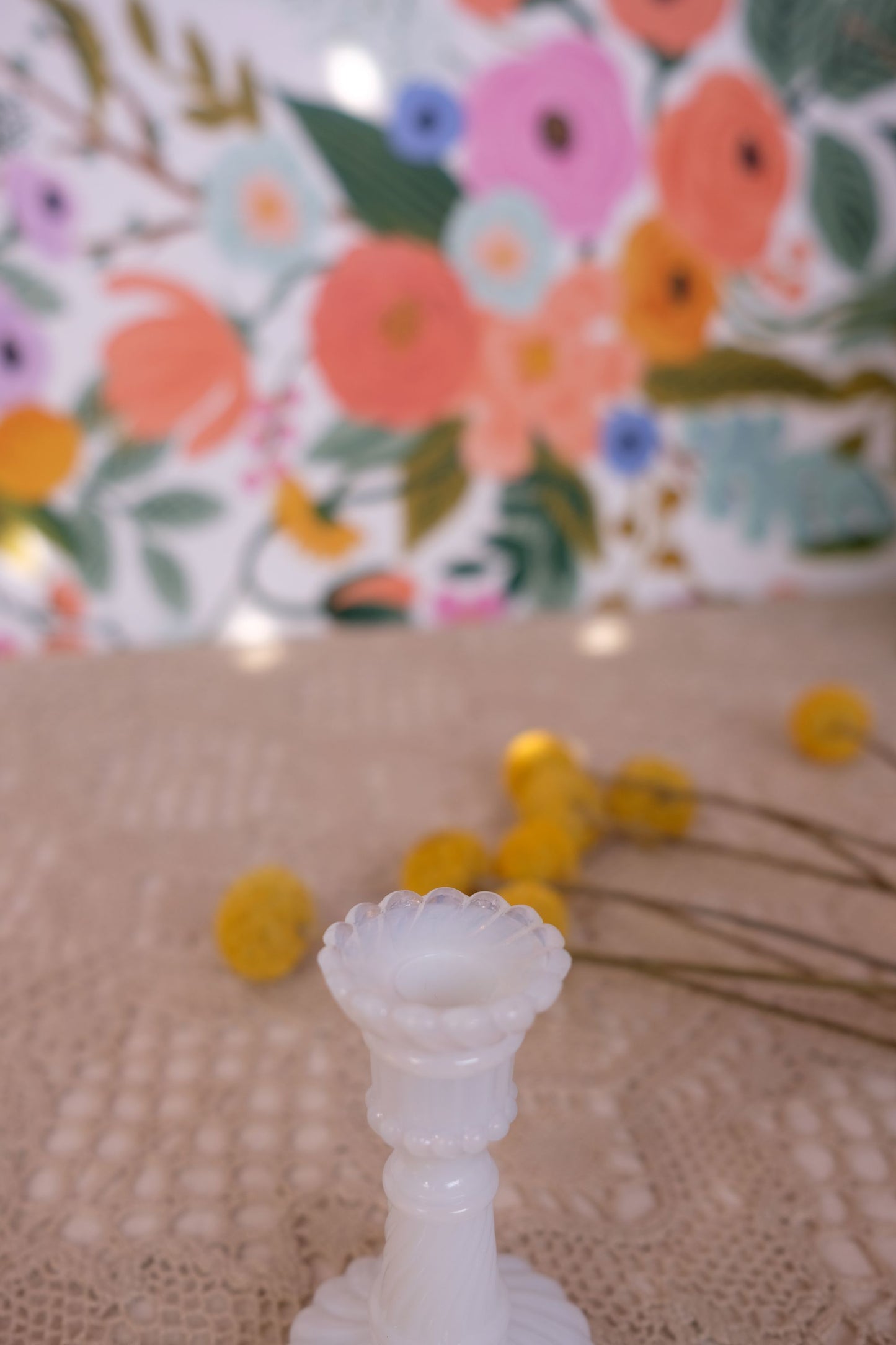 Bougeoirs en opaline