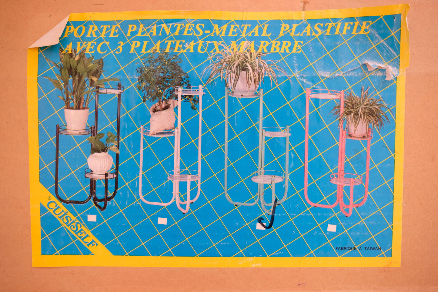 Porte plante en metal peint et marbre