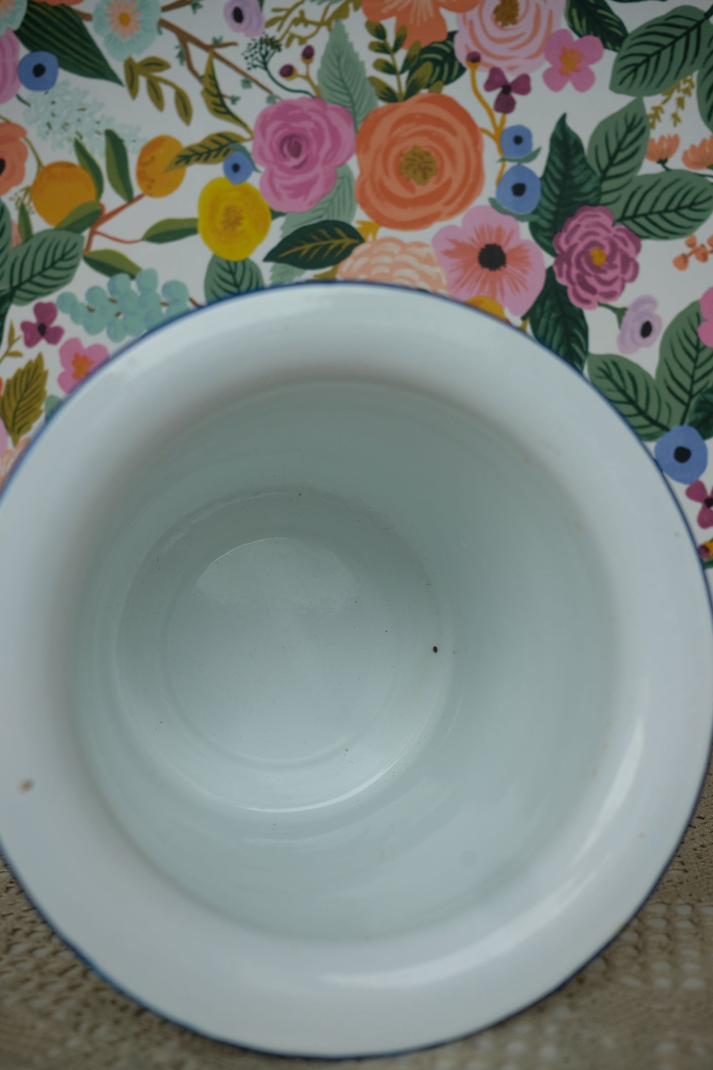 Seau à compost en tôle émaillée