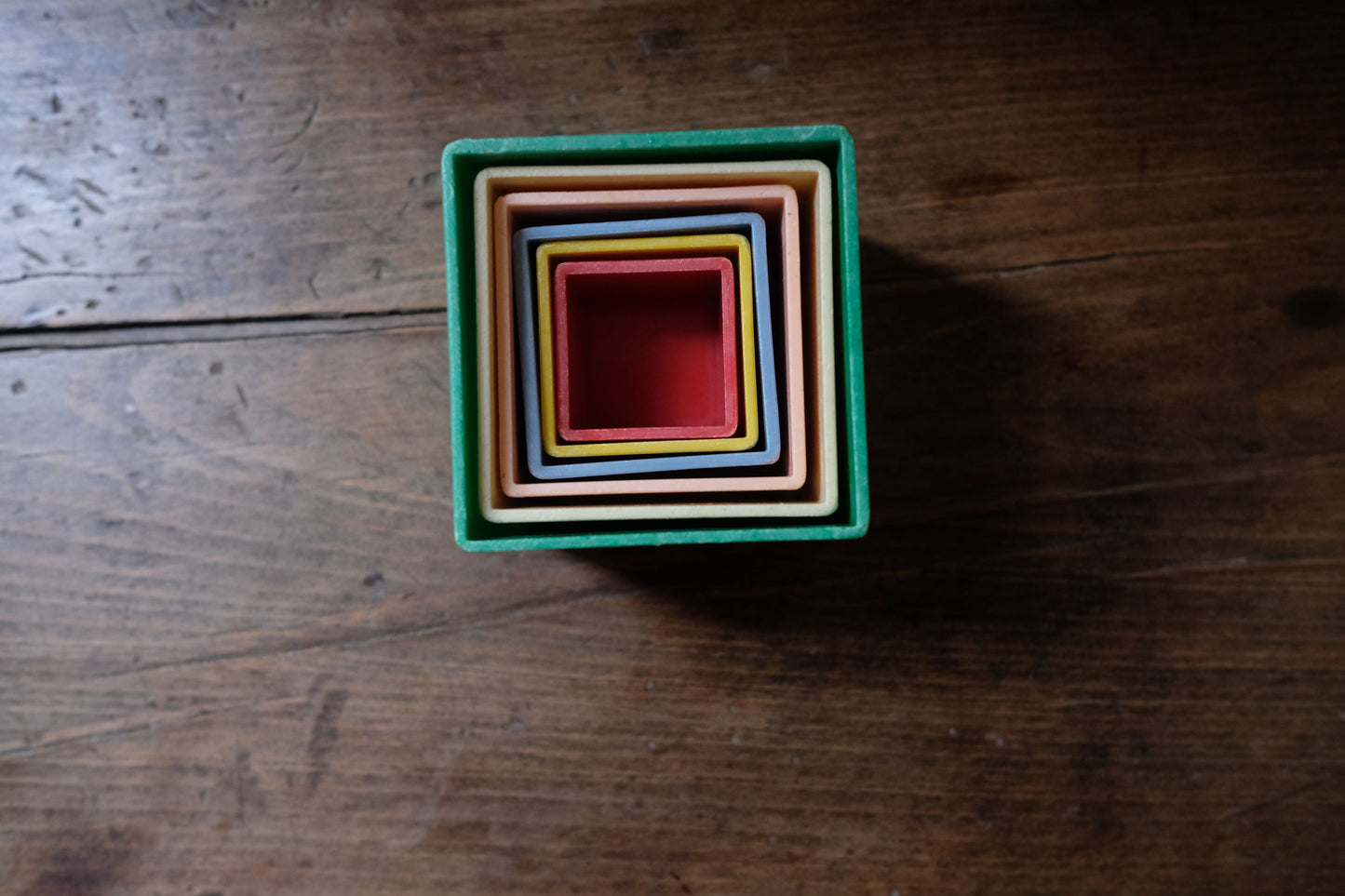 Jeu de cubes en plastique à empiler