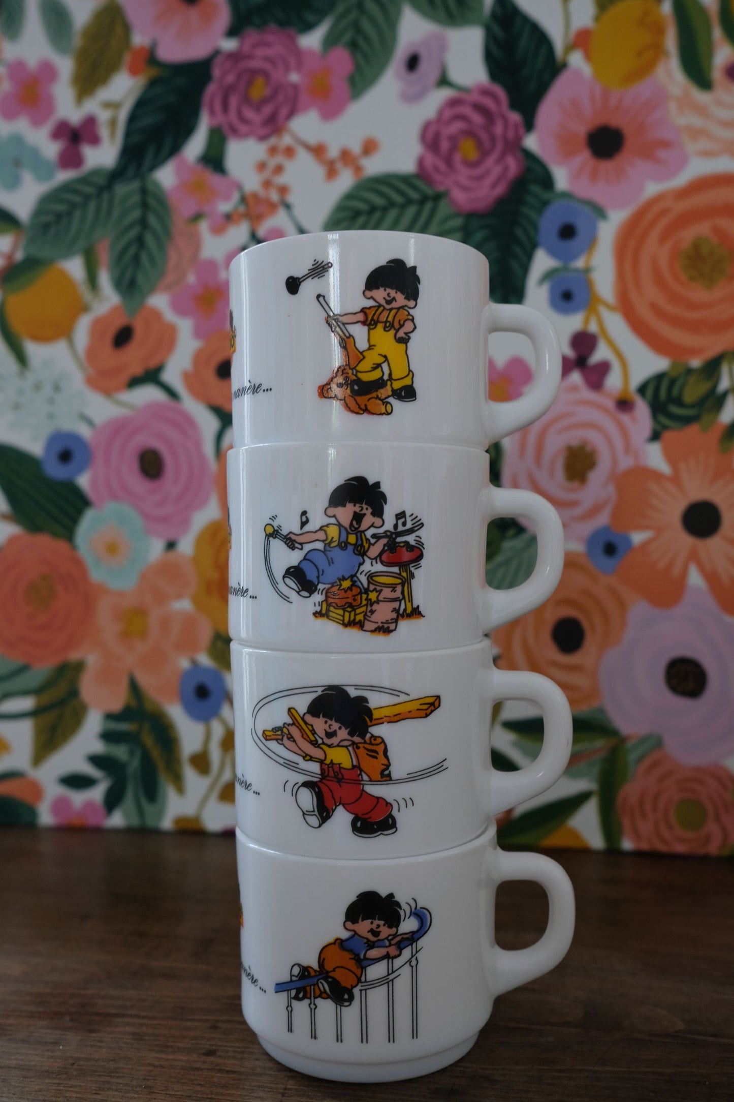 Ensemble de quatre tasses publicitaires haribo