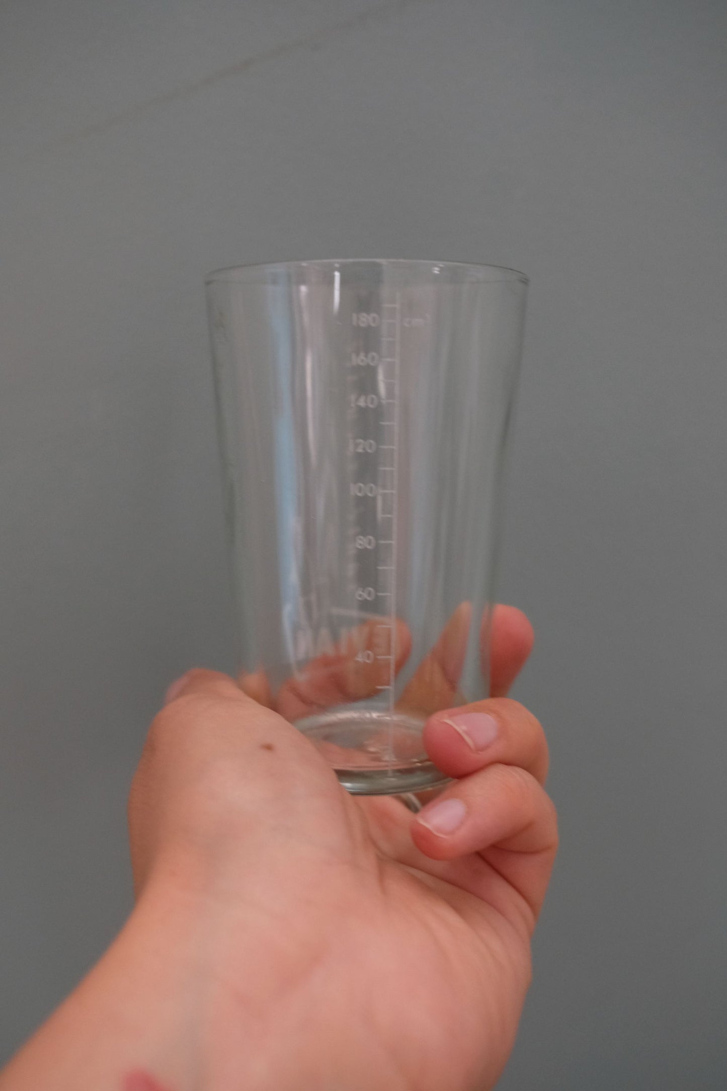 Verre de curiste Evian