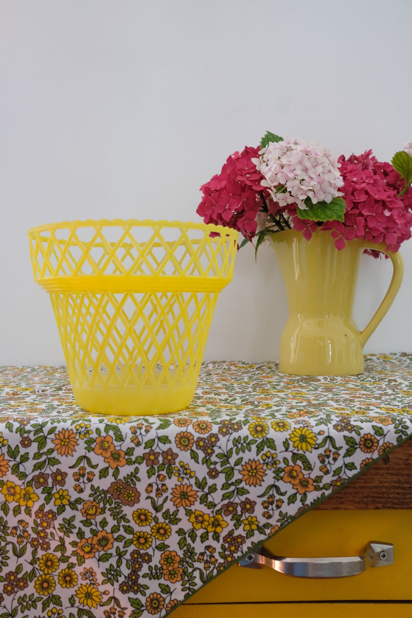 Cache pots en plastique