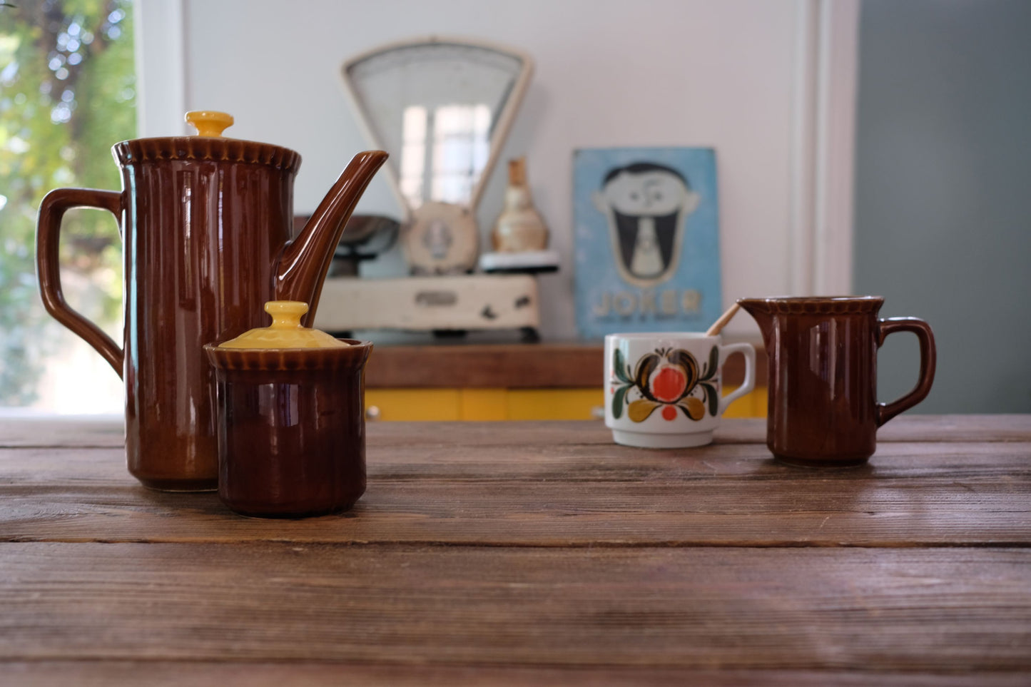 Cafetiere Digoin Sarreguemine, pot à lait et sucrier assorti