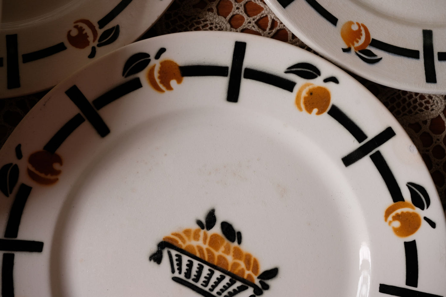 Lot de vaisselle Badonviller, modèle Abricots.
