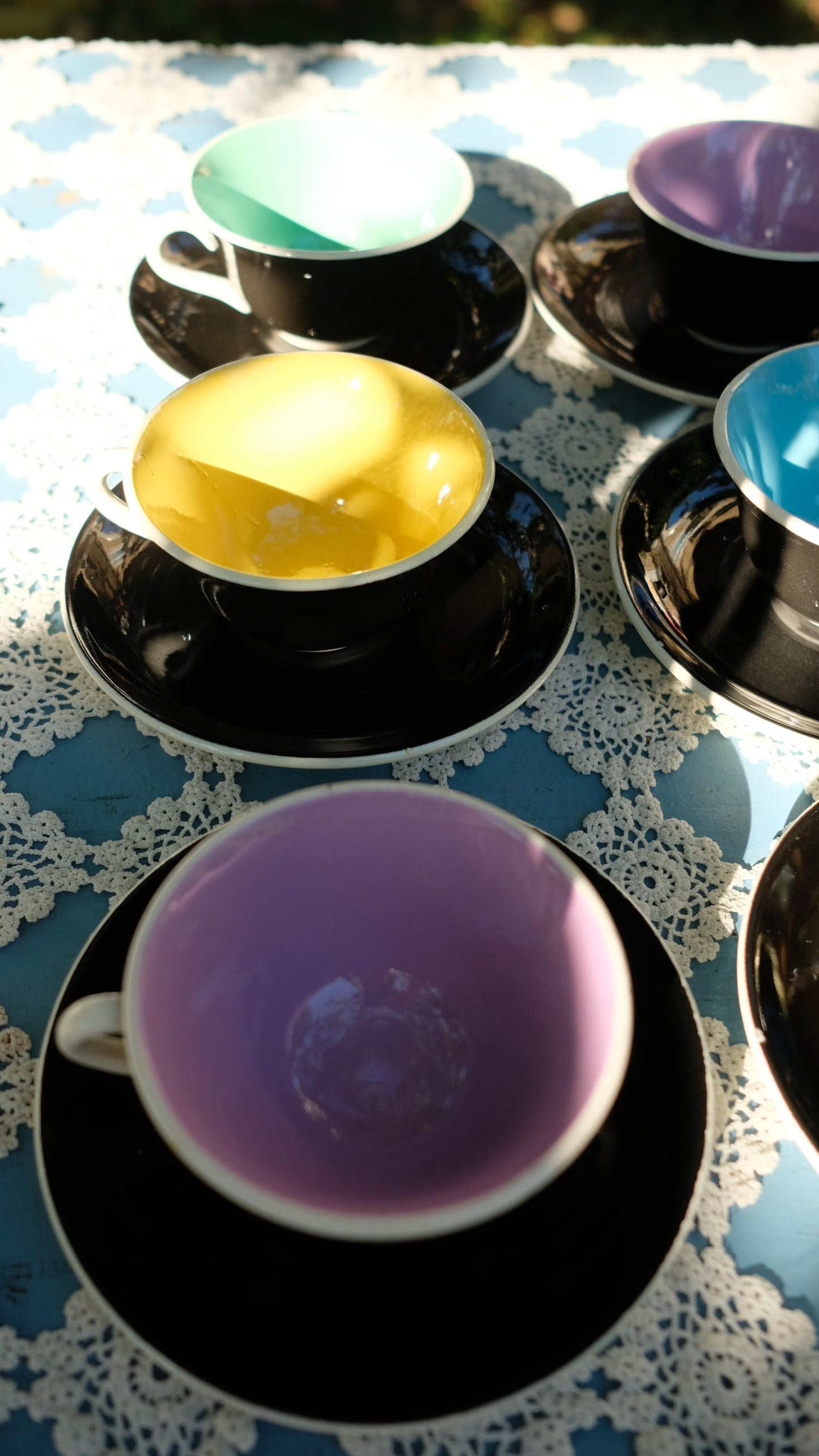 Lot de six tasses à café Digoin Sarreguemines vintage