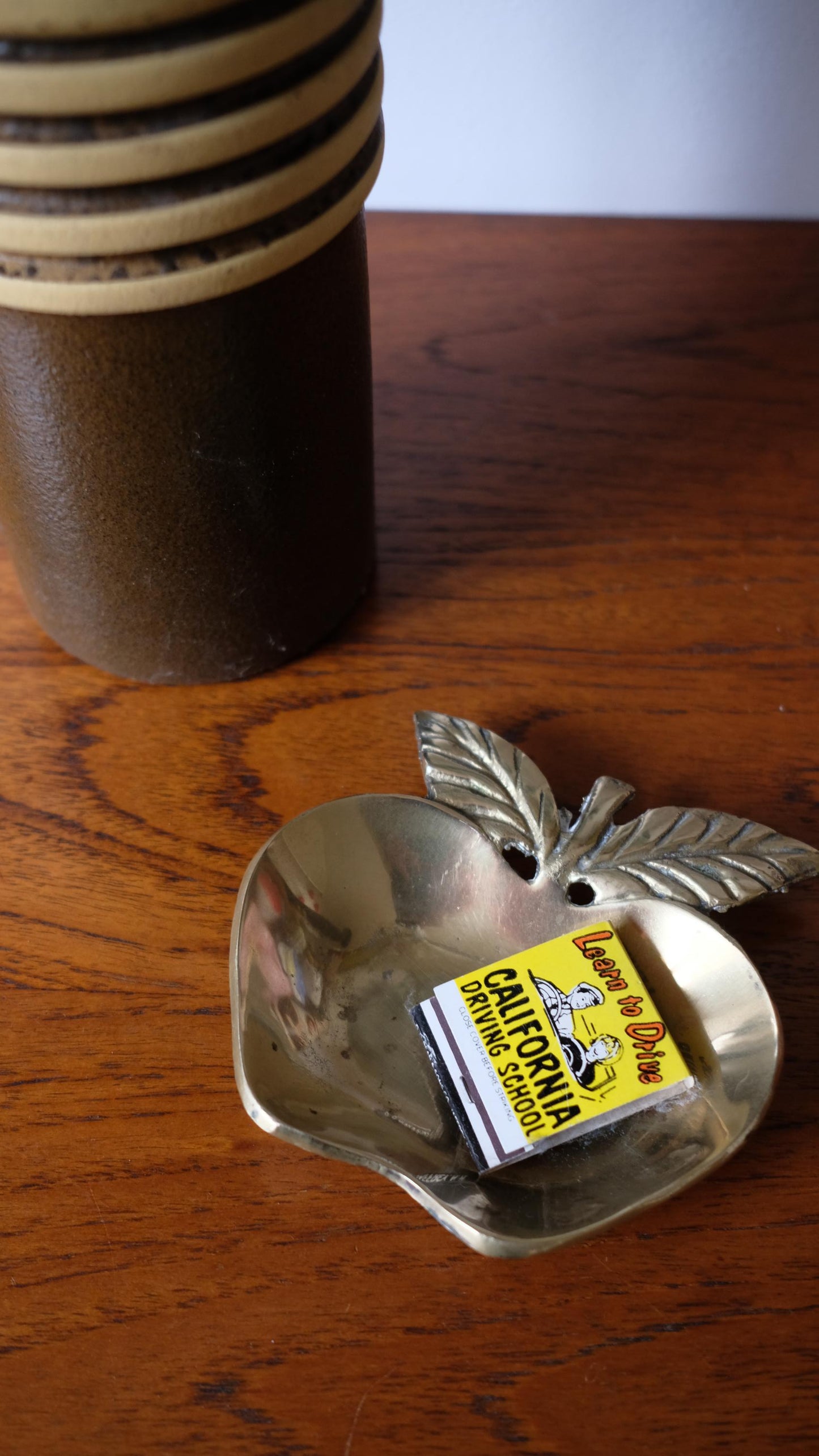 Vide poche en laiton en forme de pomme