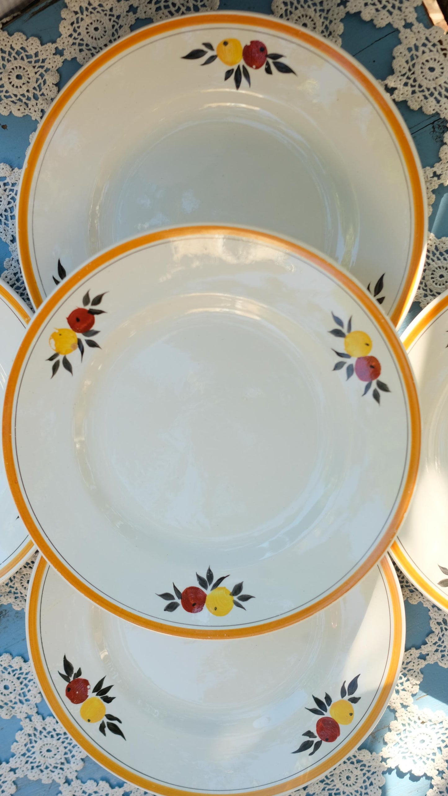 Lot de 8 assiettes plates vintage moulin des loups terre de fer