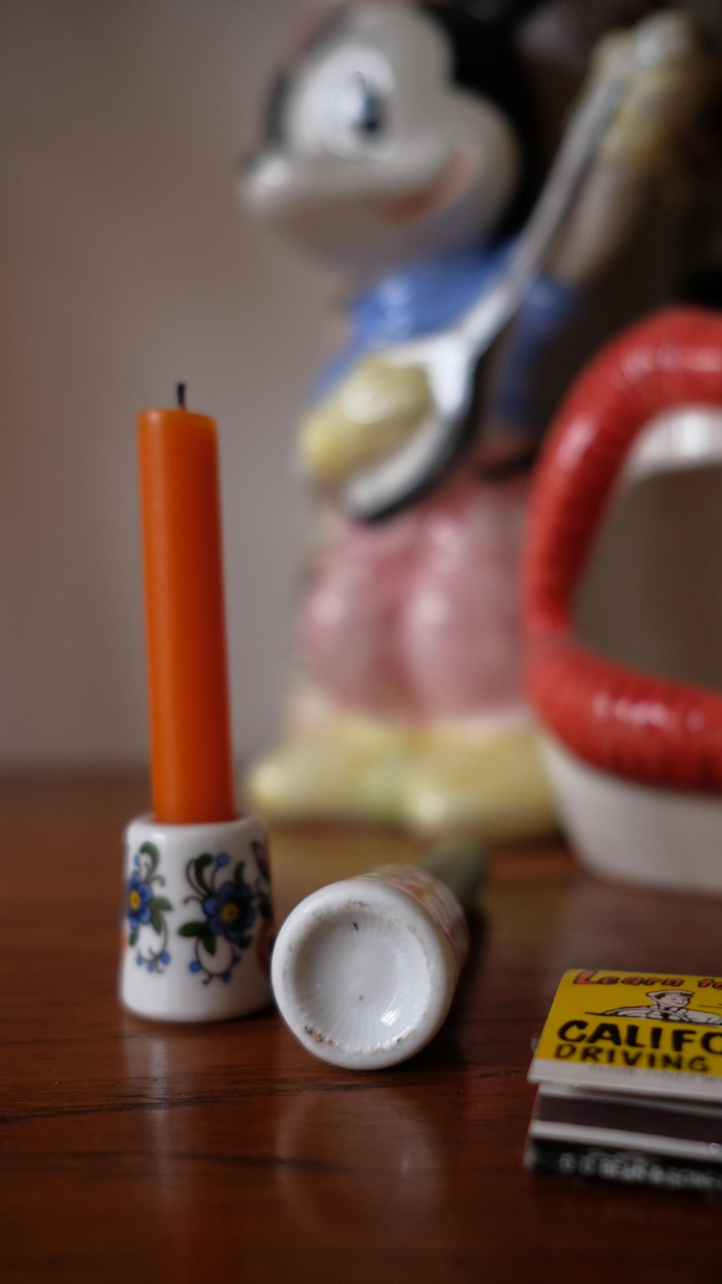 Lot de deux mini bougeoirs motifs cœurs et fleurs