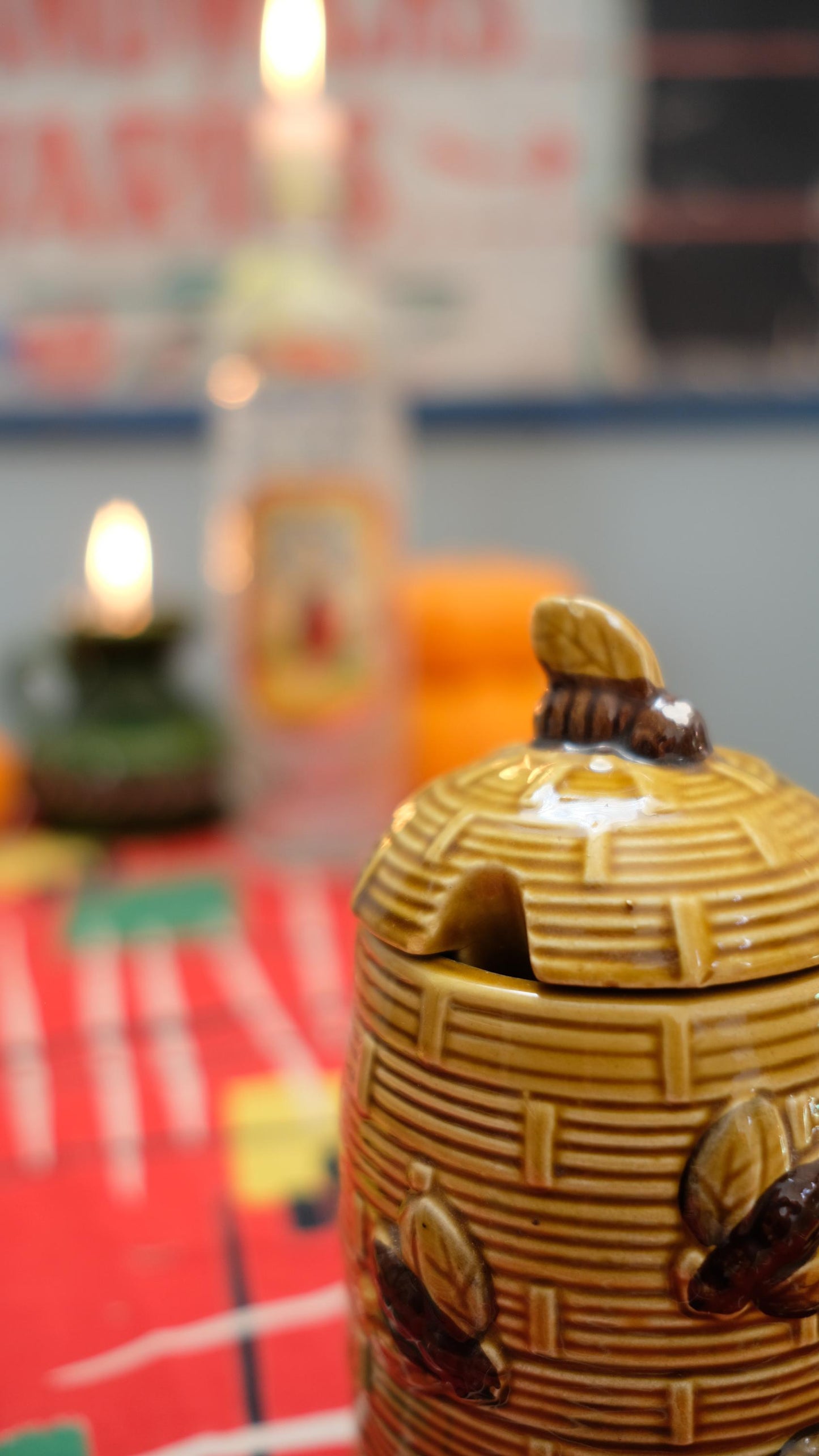 Ourson pot à miel vintage en céramique