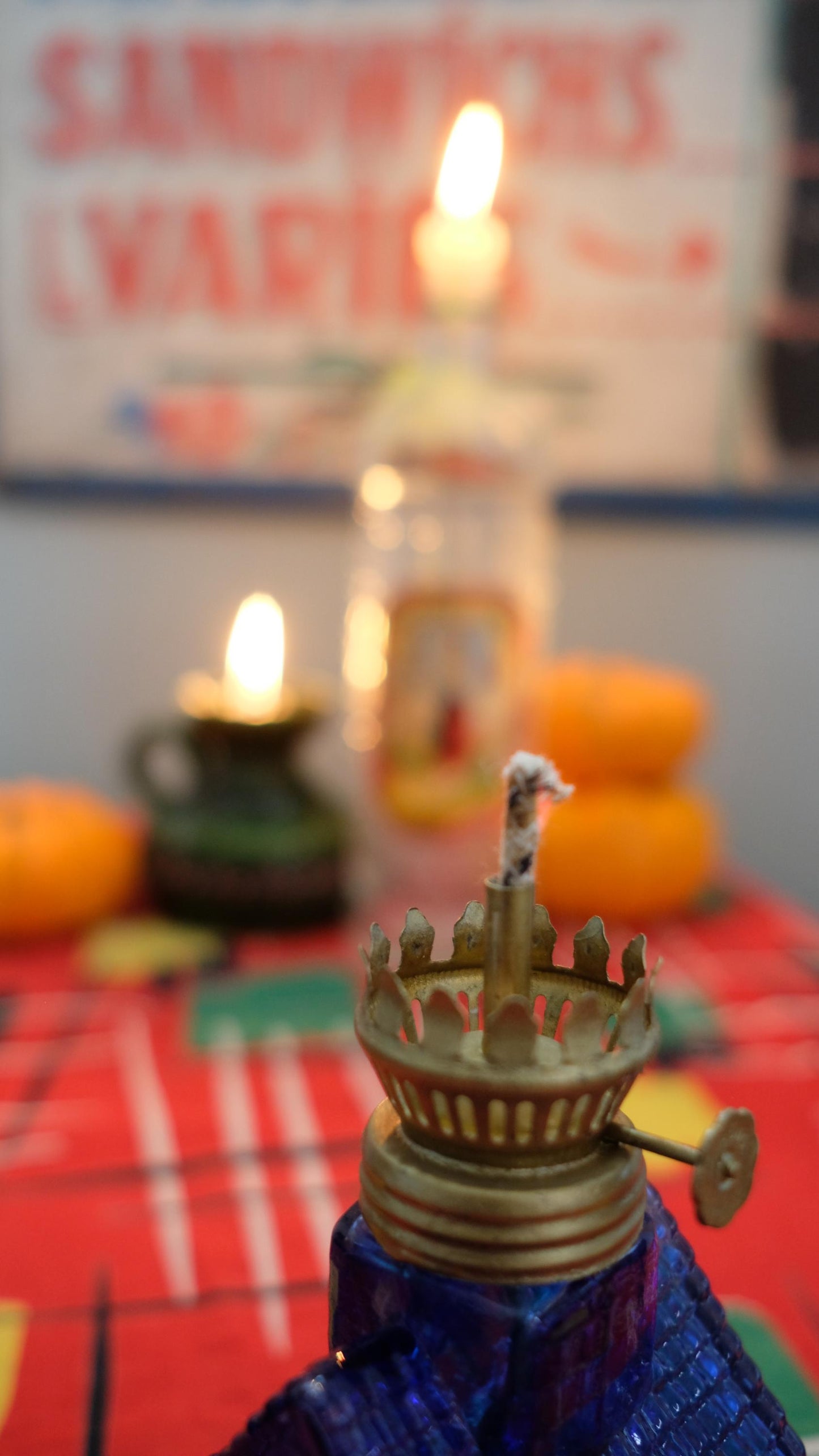 Lampe à huile vintage en forme de petite maisons
