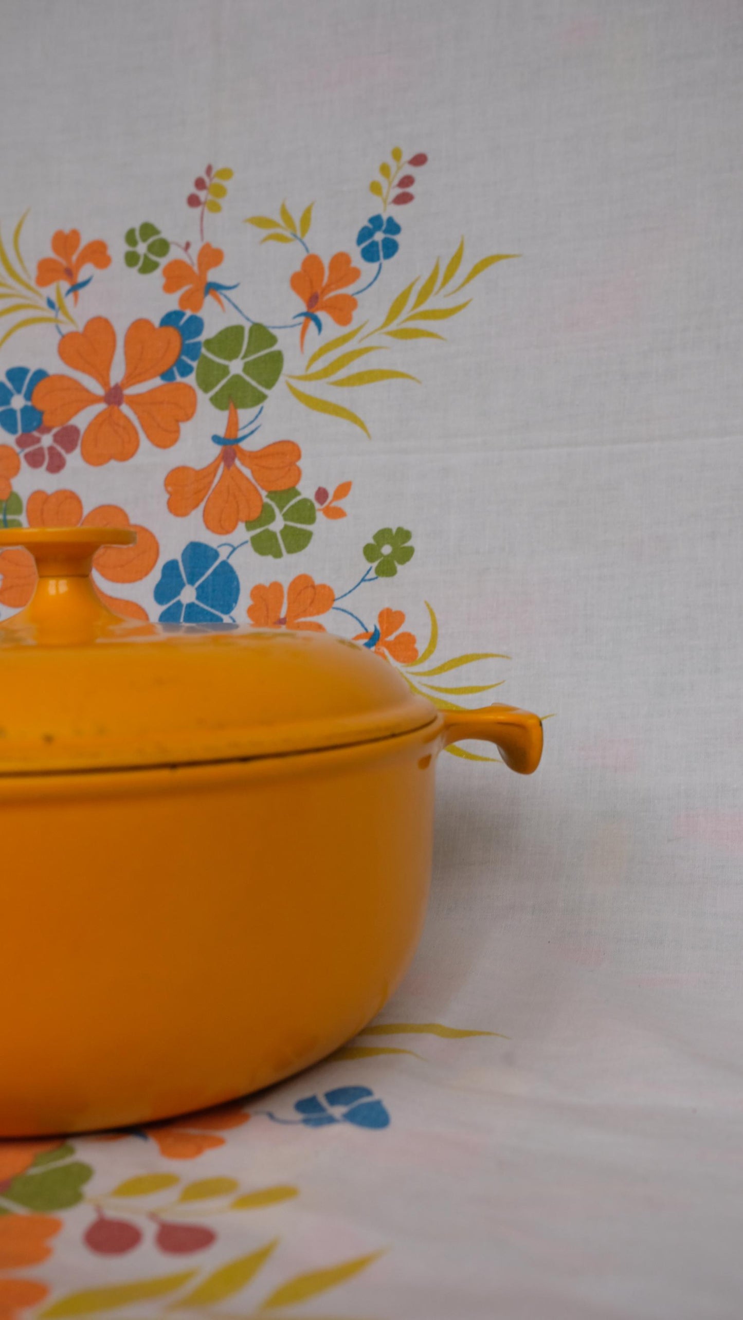 Cocotte le creuset "la mama", designée par Enzo Mari