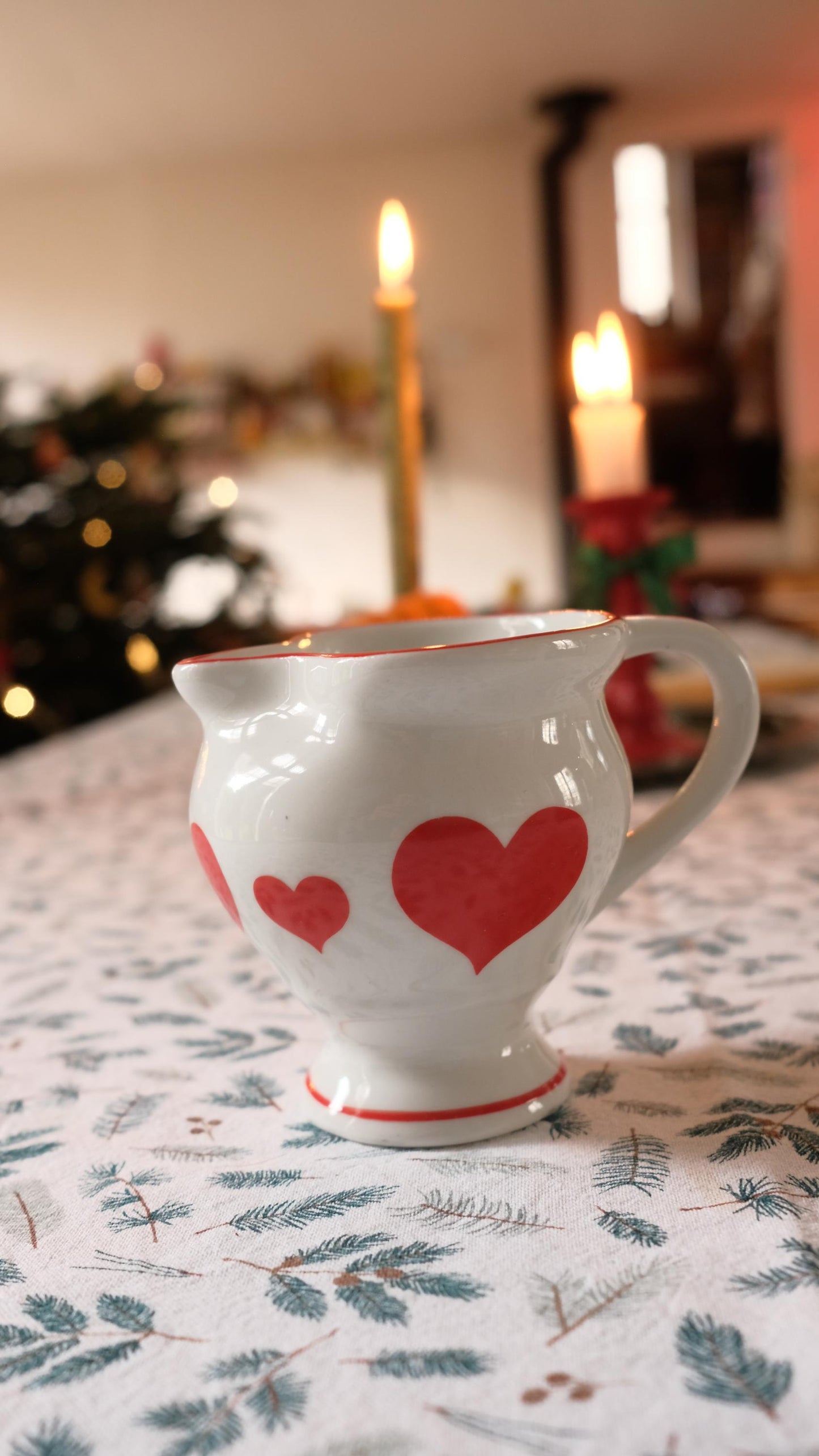 Pot à lait motif cœur vintage