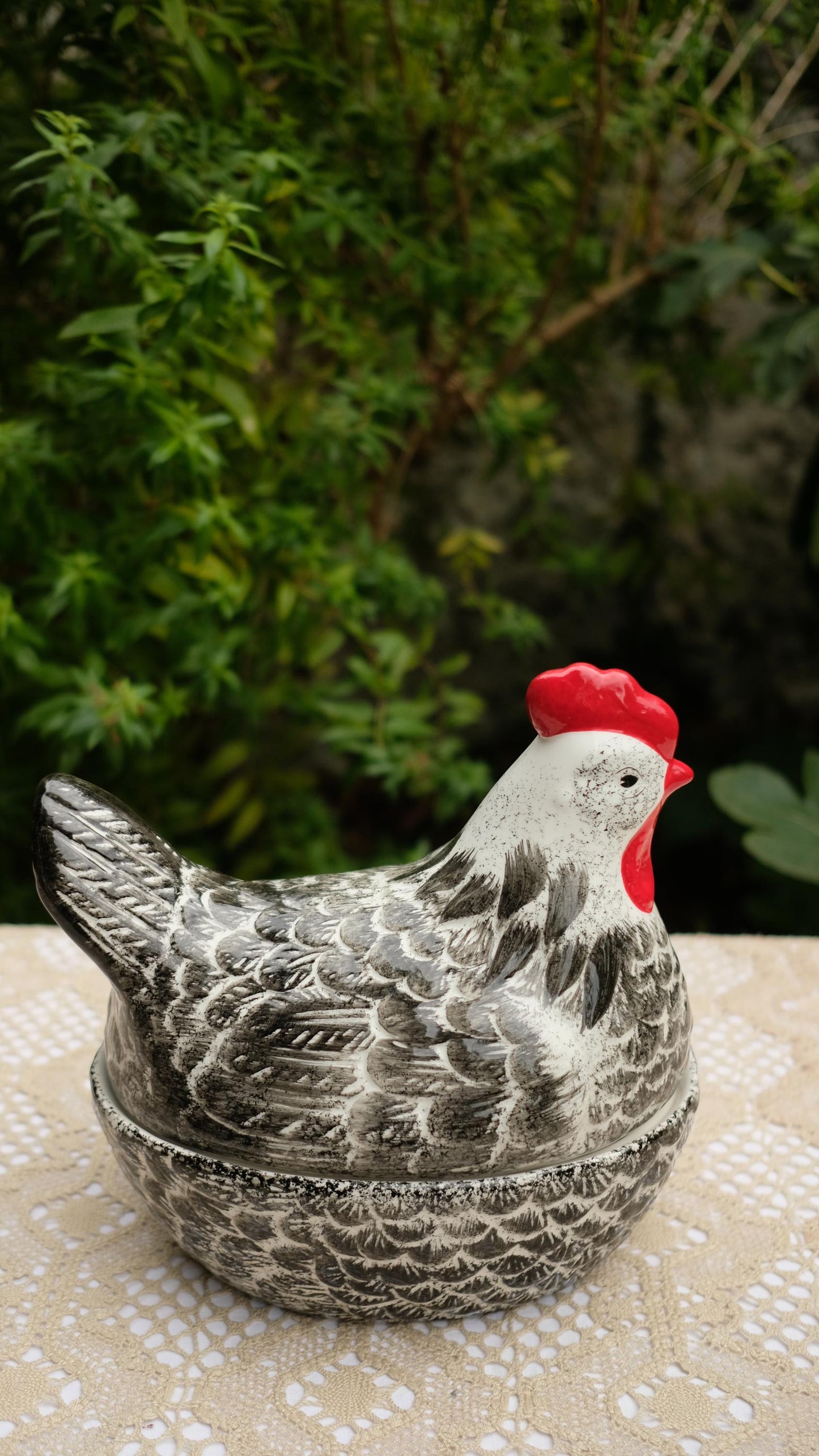 Grosse boîte/terrine vintage en forme de poule