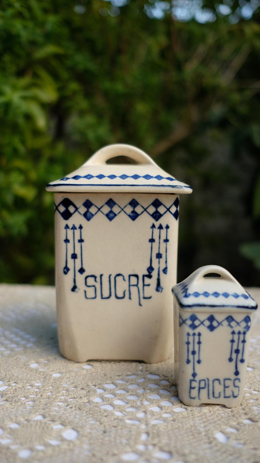 Lot de deux pots en grès vintage