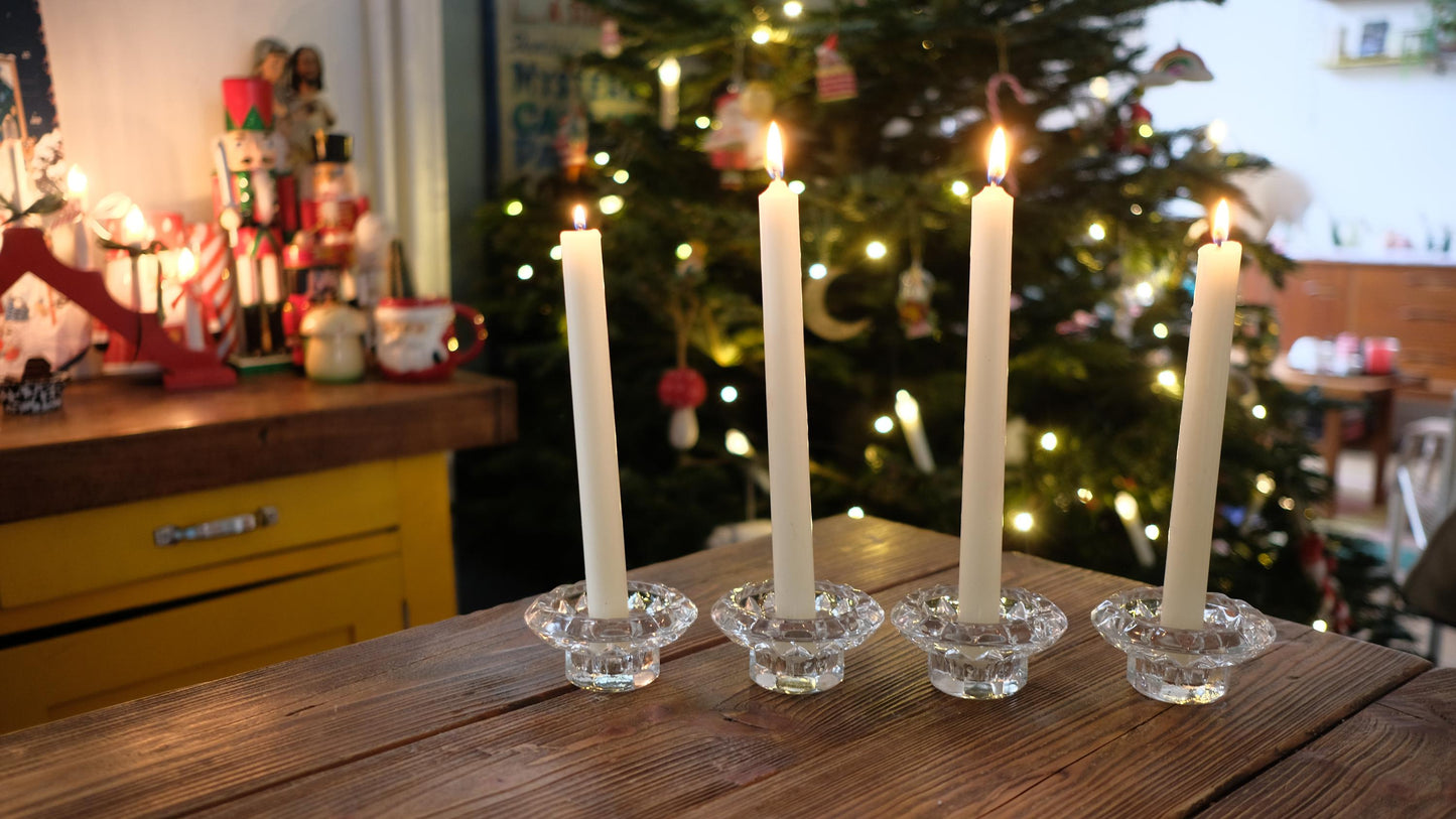 Lot de quatre bougeoirs vintage en verre