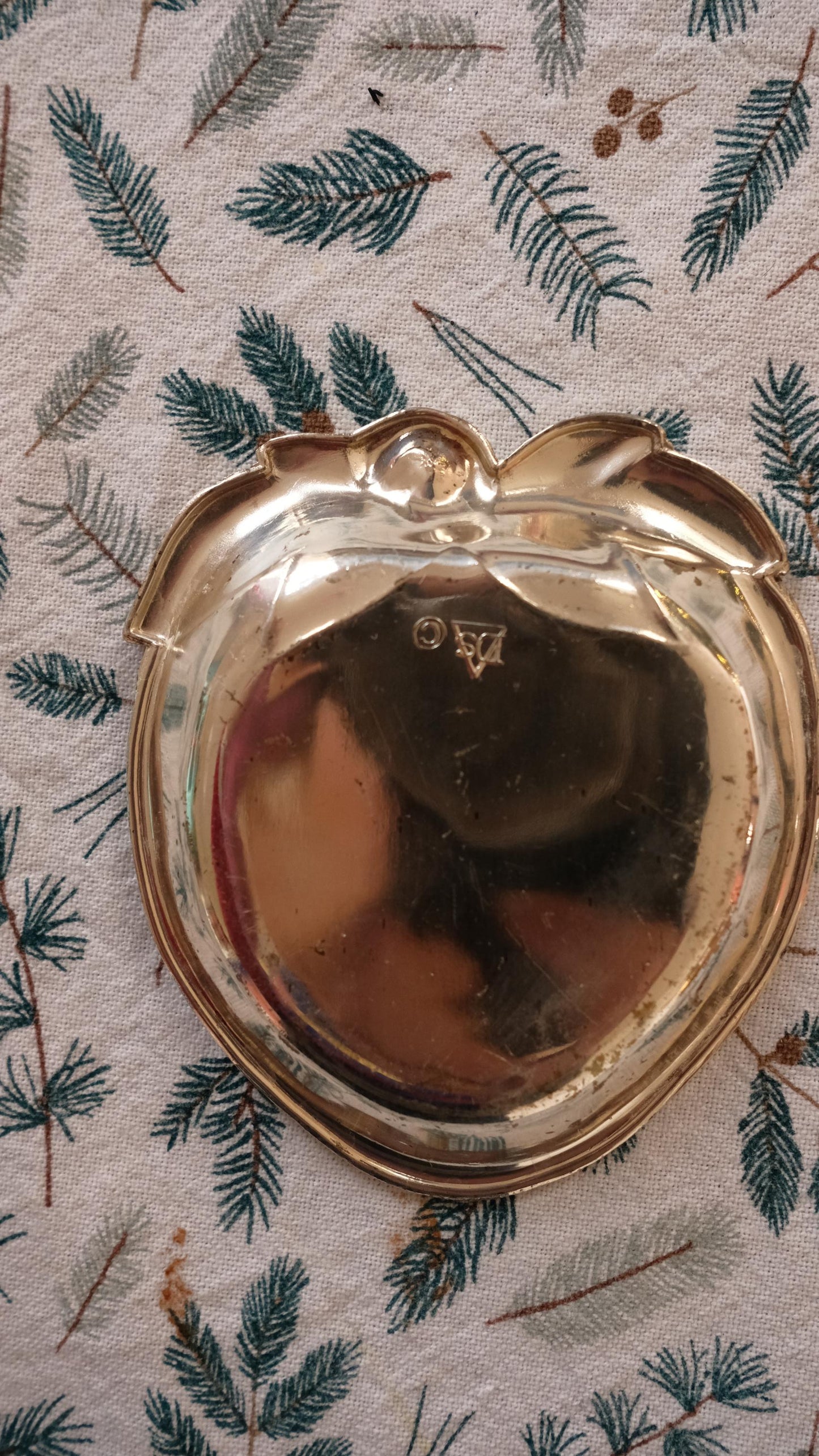 Vide-poche vintage en métal argenté en forme de fraise