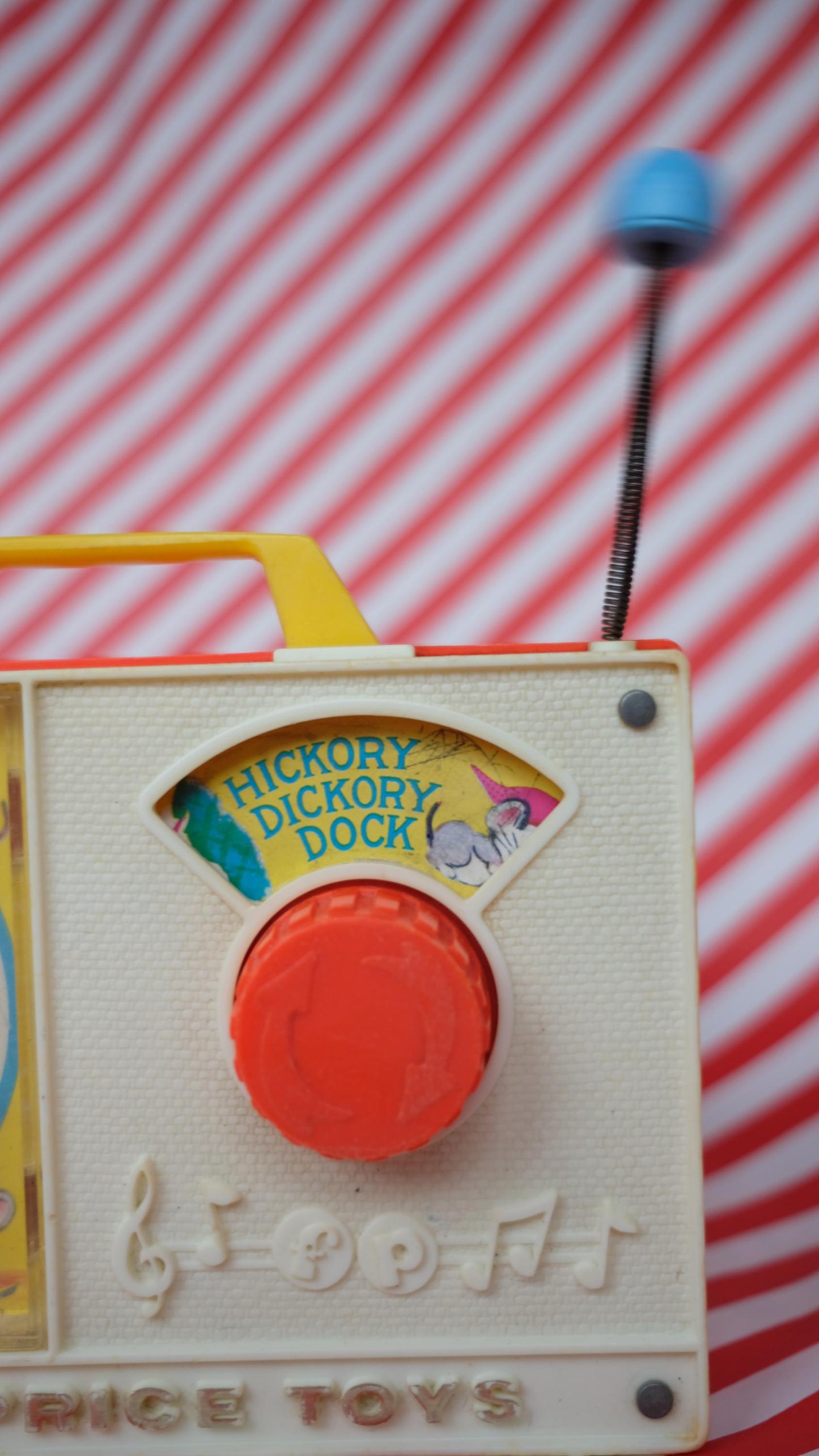 Boite à musique/radio fisher price made in USA