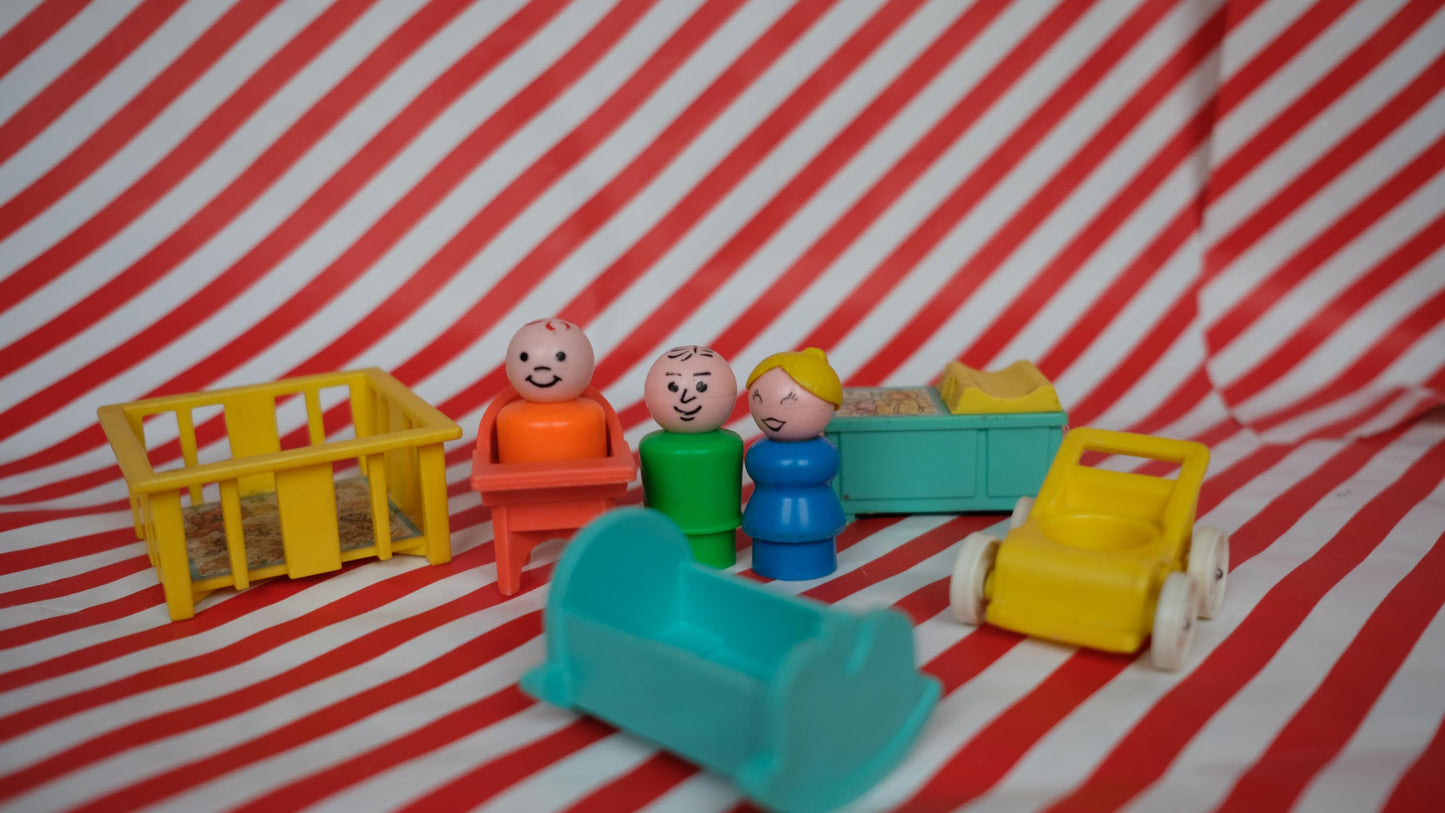 Lot famille little people et nursery