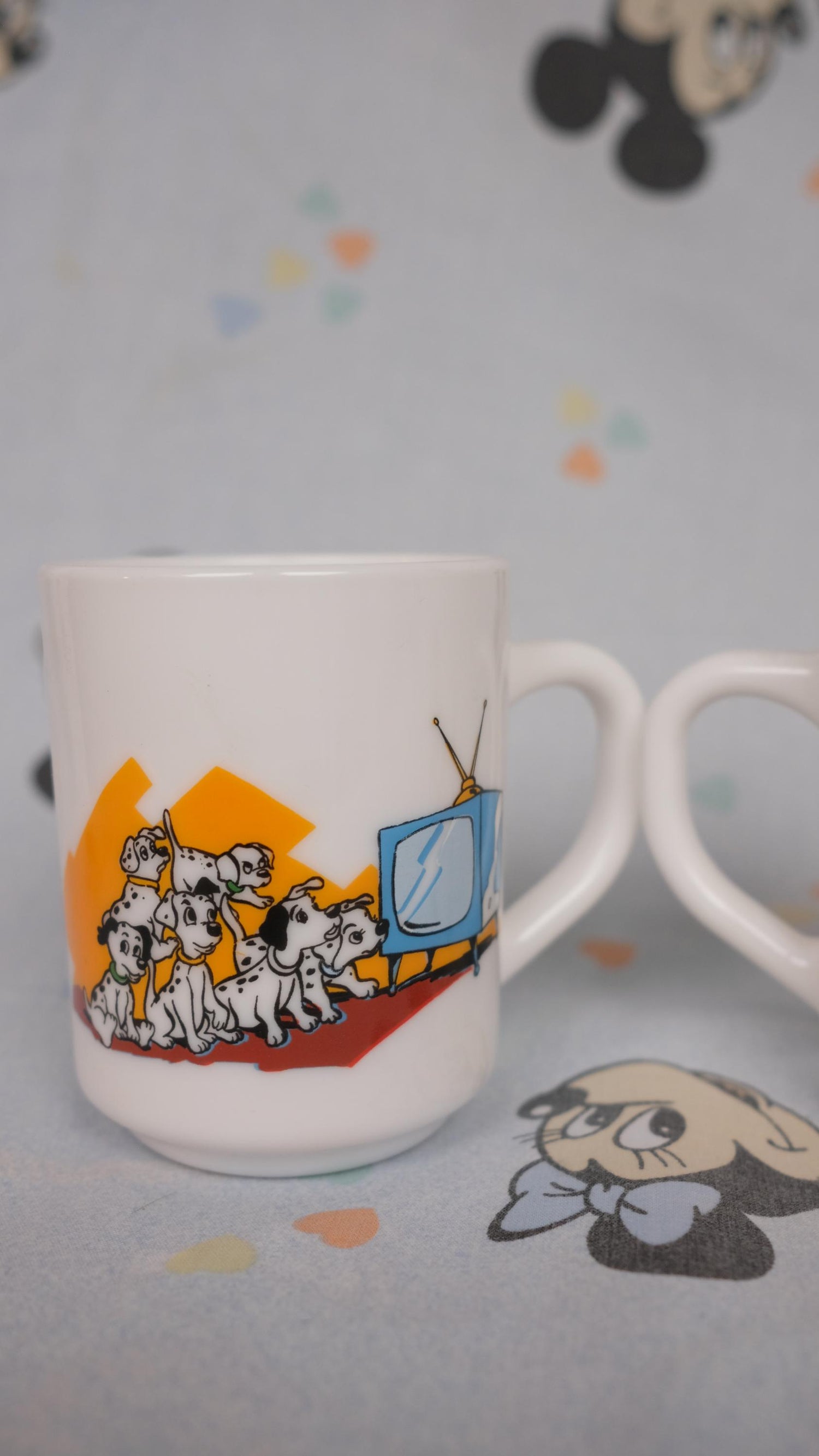 Mug lion Arcopal vintage Jaune/Orange Verre Animal - Vendu Mug lion Arcopal vintage Jaune/Orange Verre Animal - Vendu