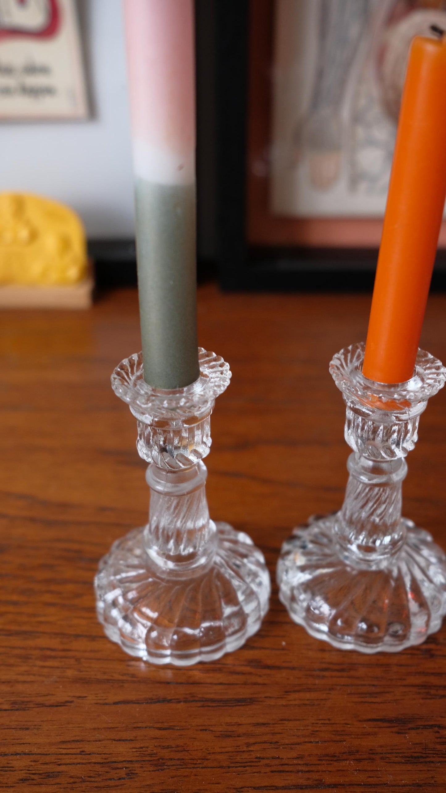 Bougeoirs en verres moulés style Portieux