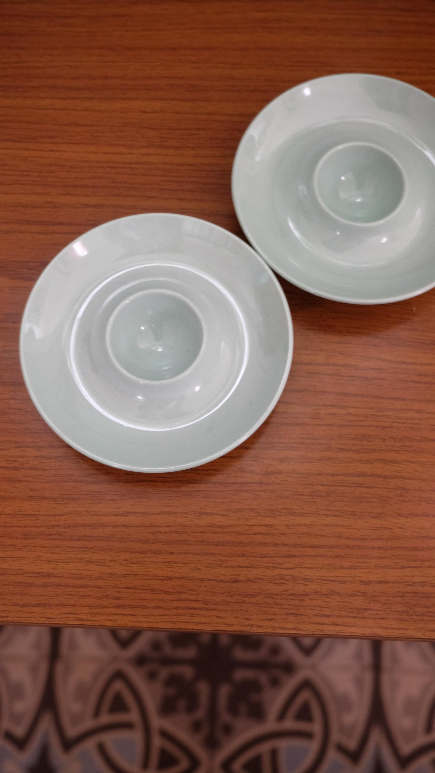 Lot de deux coquetiers vintage en mélaminé