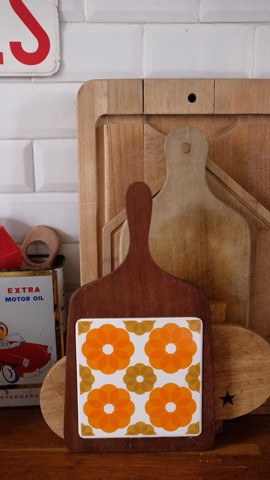 Planche à découper vintage en teck et carrelage