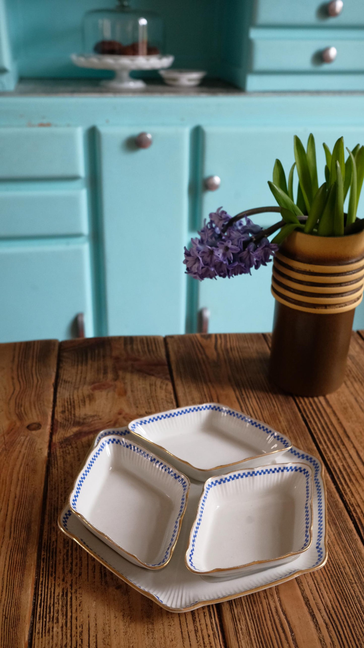 Serviteur apéritifs Hémun vintage en porcelaine