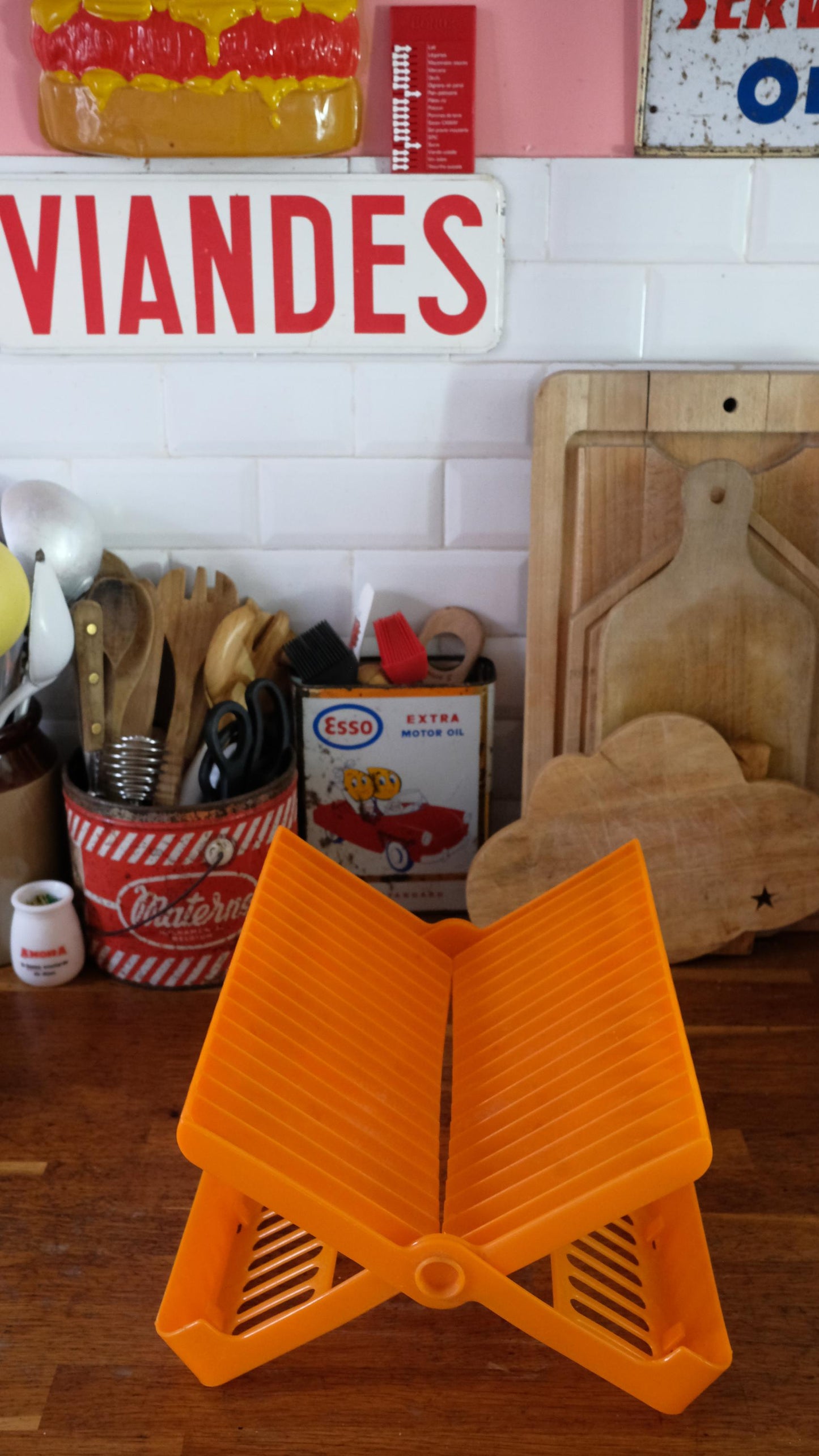 Egouttoir pliant vintage en plastique orange années 70