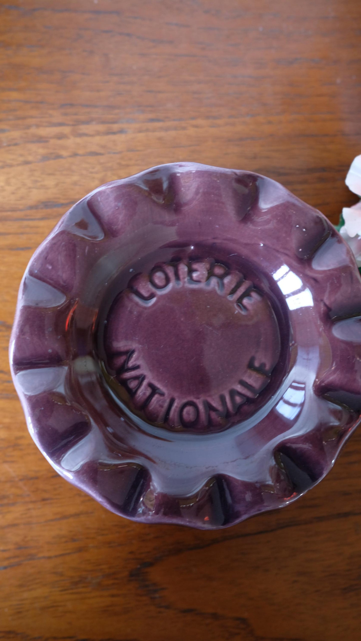 Cendrier/ vide poche loterie nationale Saint Clément vintage violet foncé