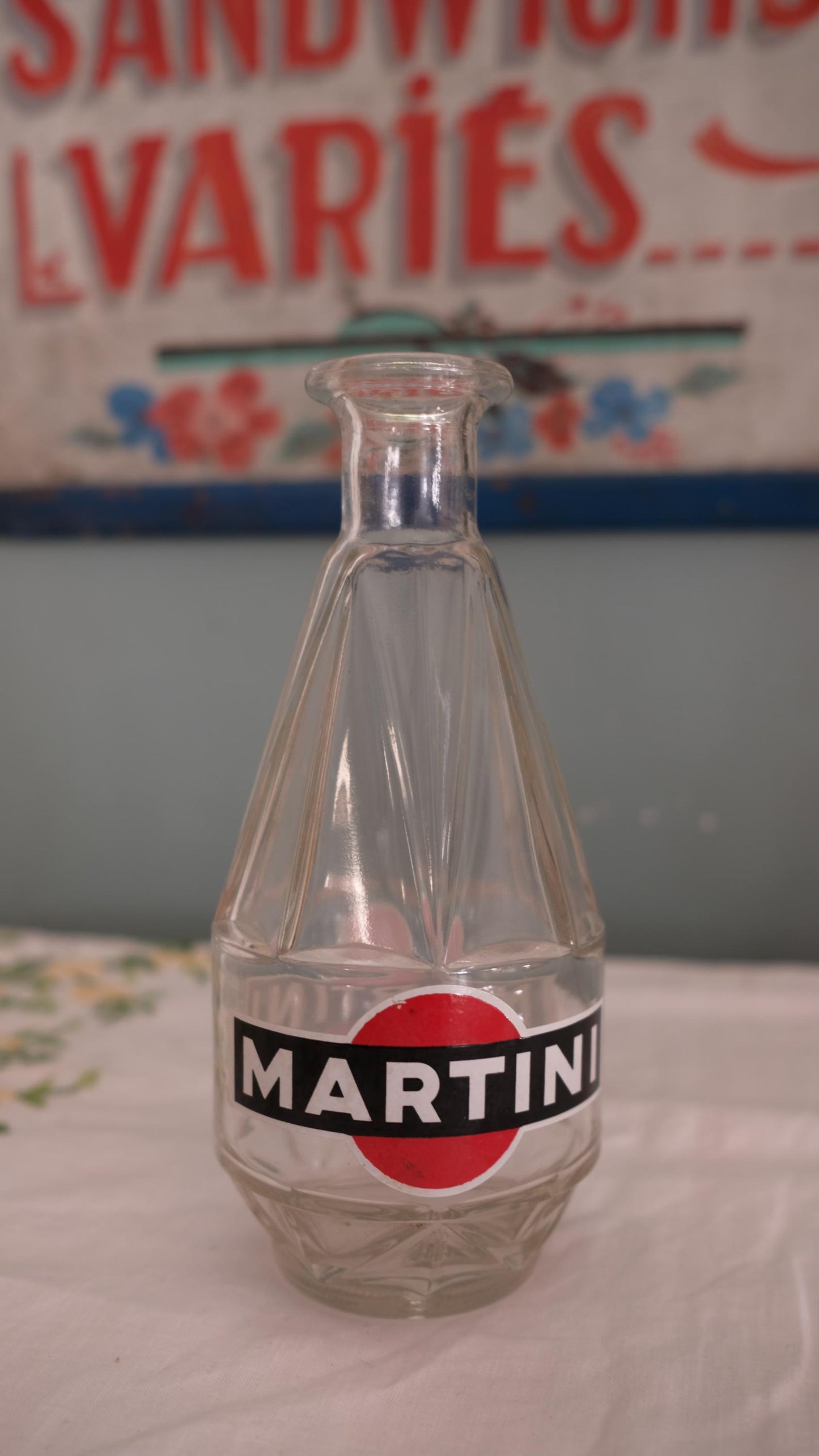 Bouteille publicitaire martini de bistrot vintage