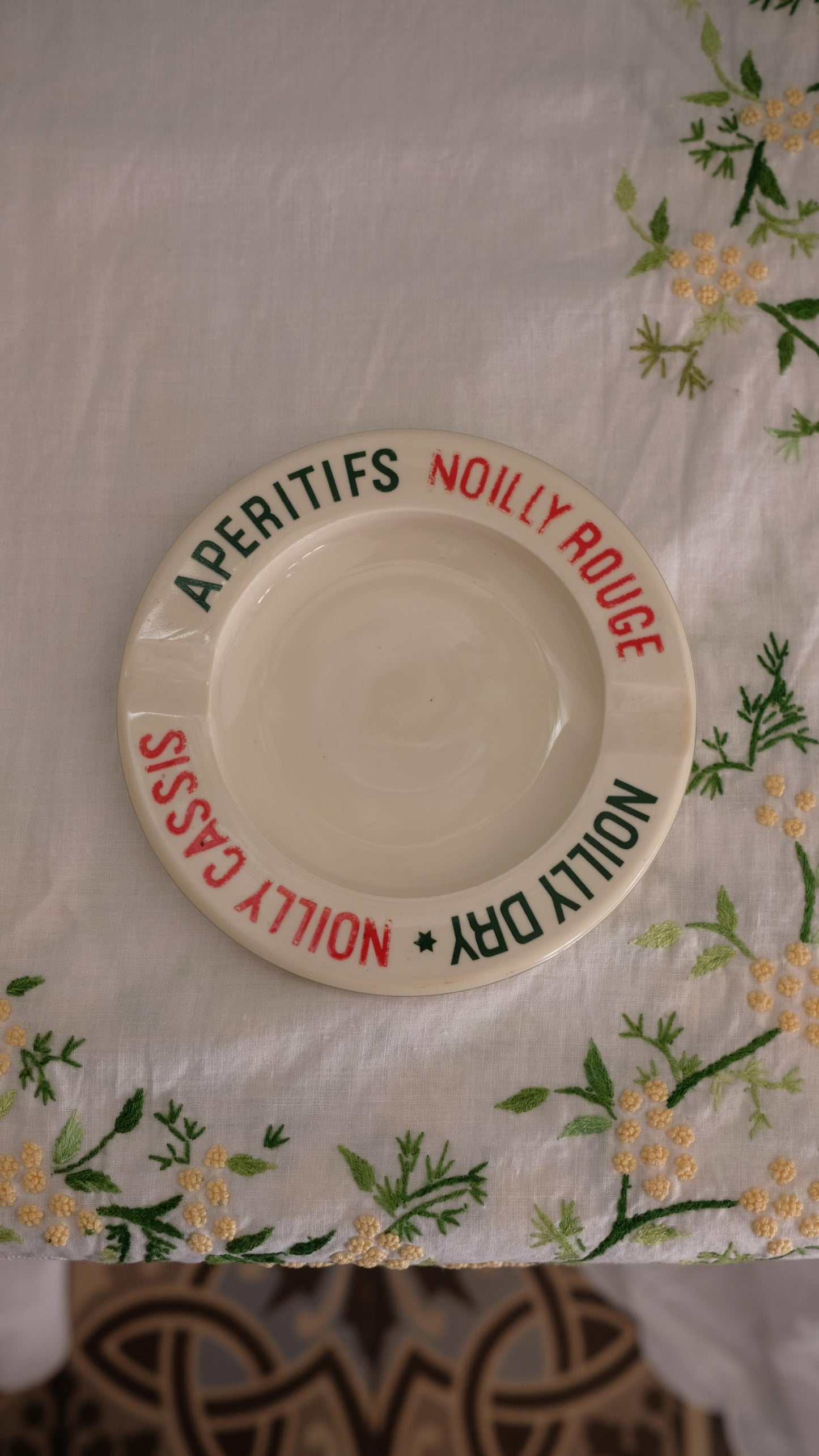 Cendrier appéritifs Noilly vintage en opalex