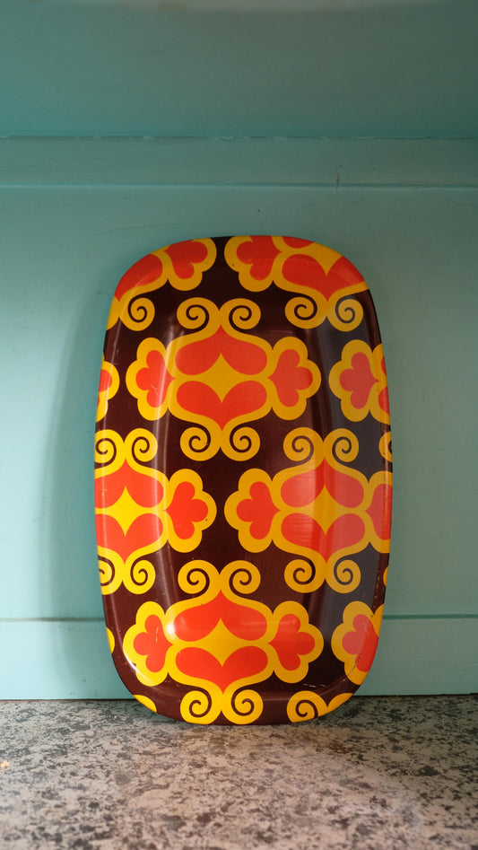 Plateau à motif 70's vintage en métal