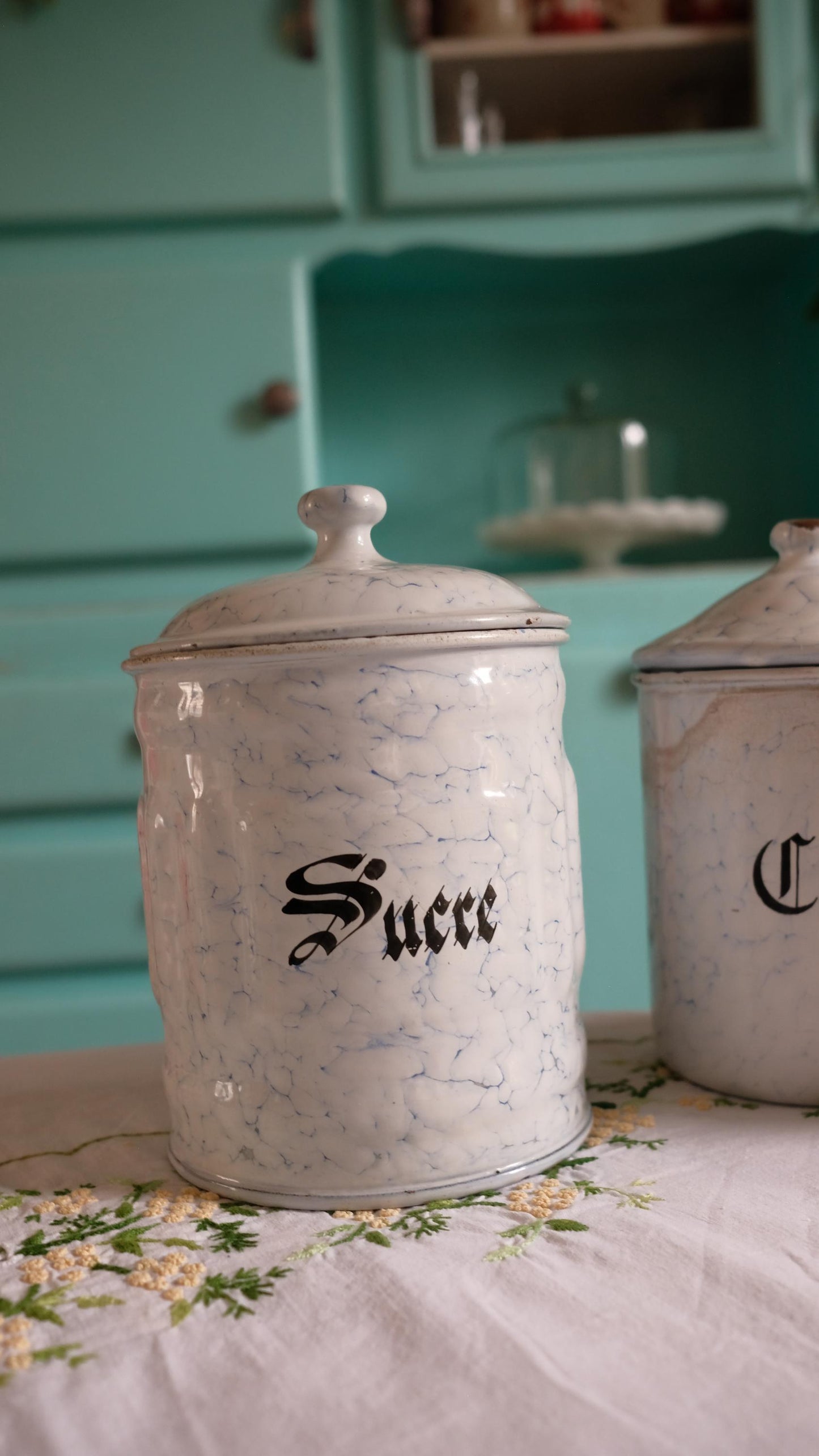Lots de 3 pots de stockage vintage en tôle émaillée