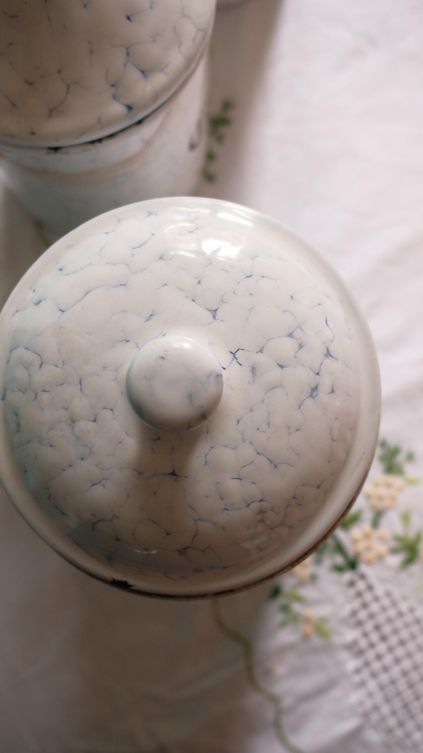 Lots de 3 pots de stockage vintage en tôle émaillée