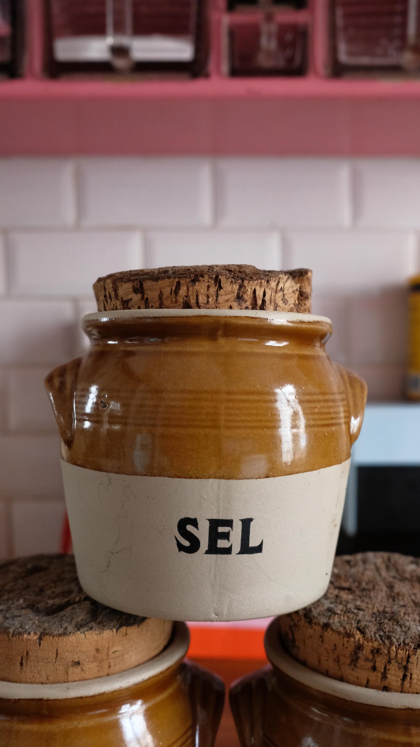 Lot de trois pots de stockage vintage en grès LML