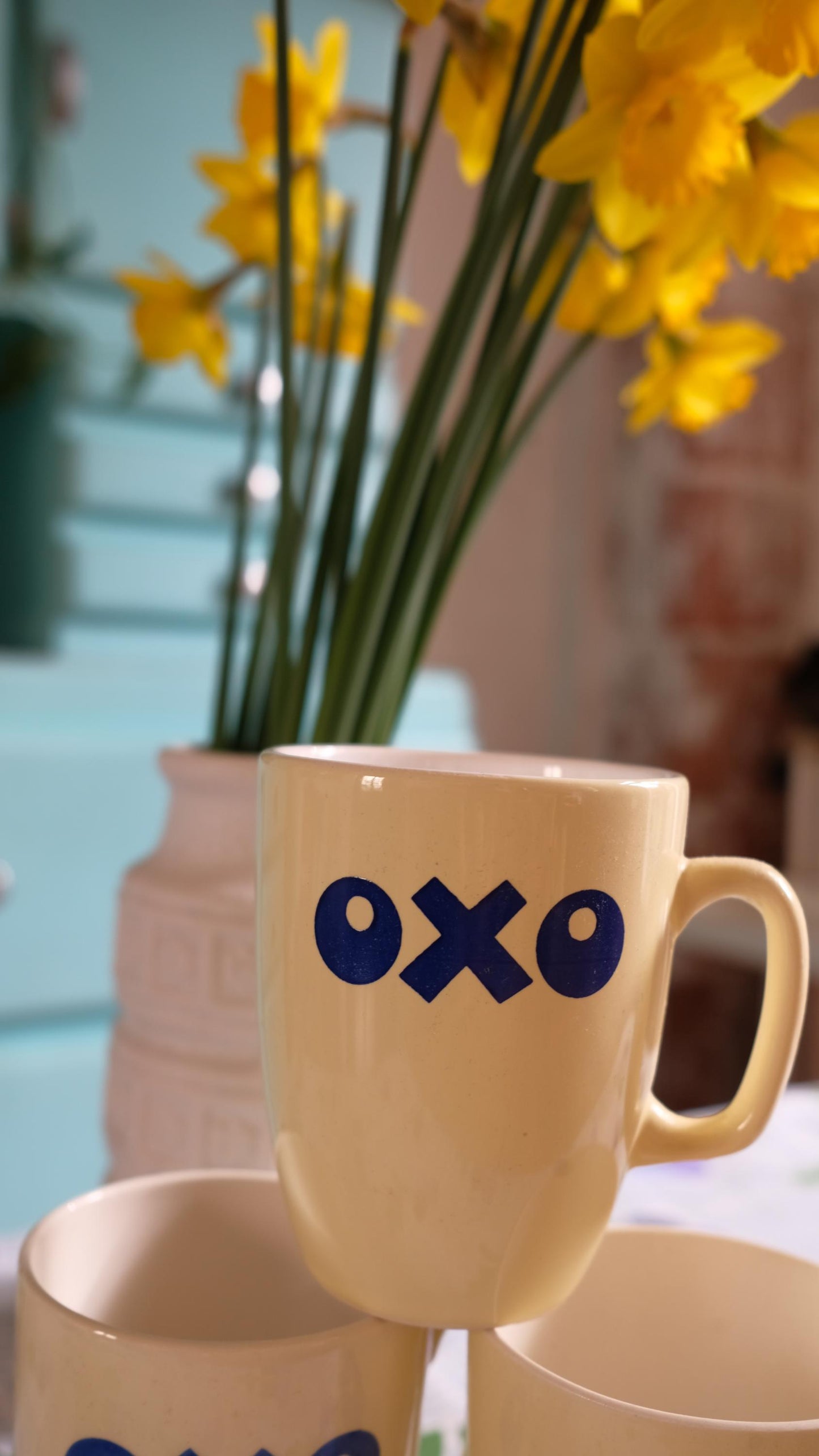 Lot de trois mugs publicitaires bouillons Oxo vintage