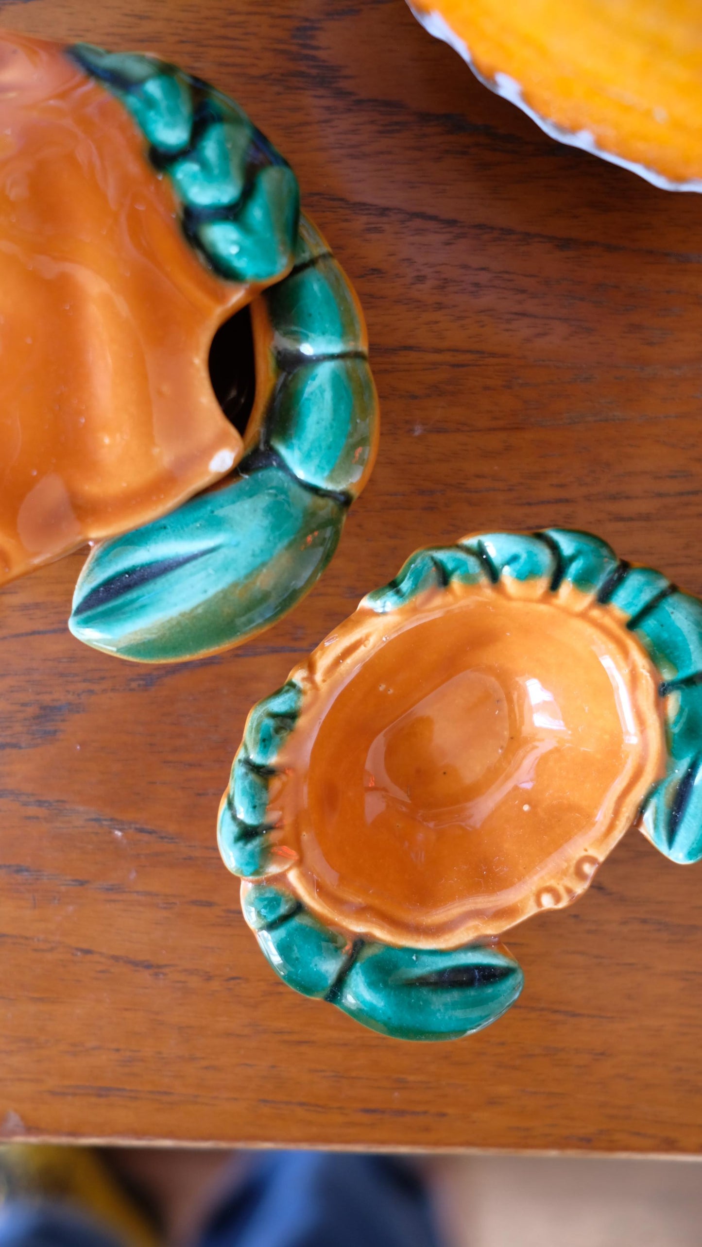 Boites vintage en céramique en forme de crabes