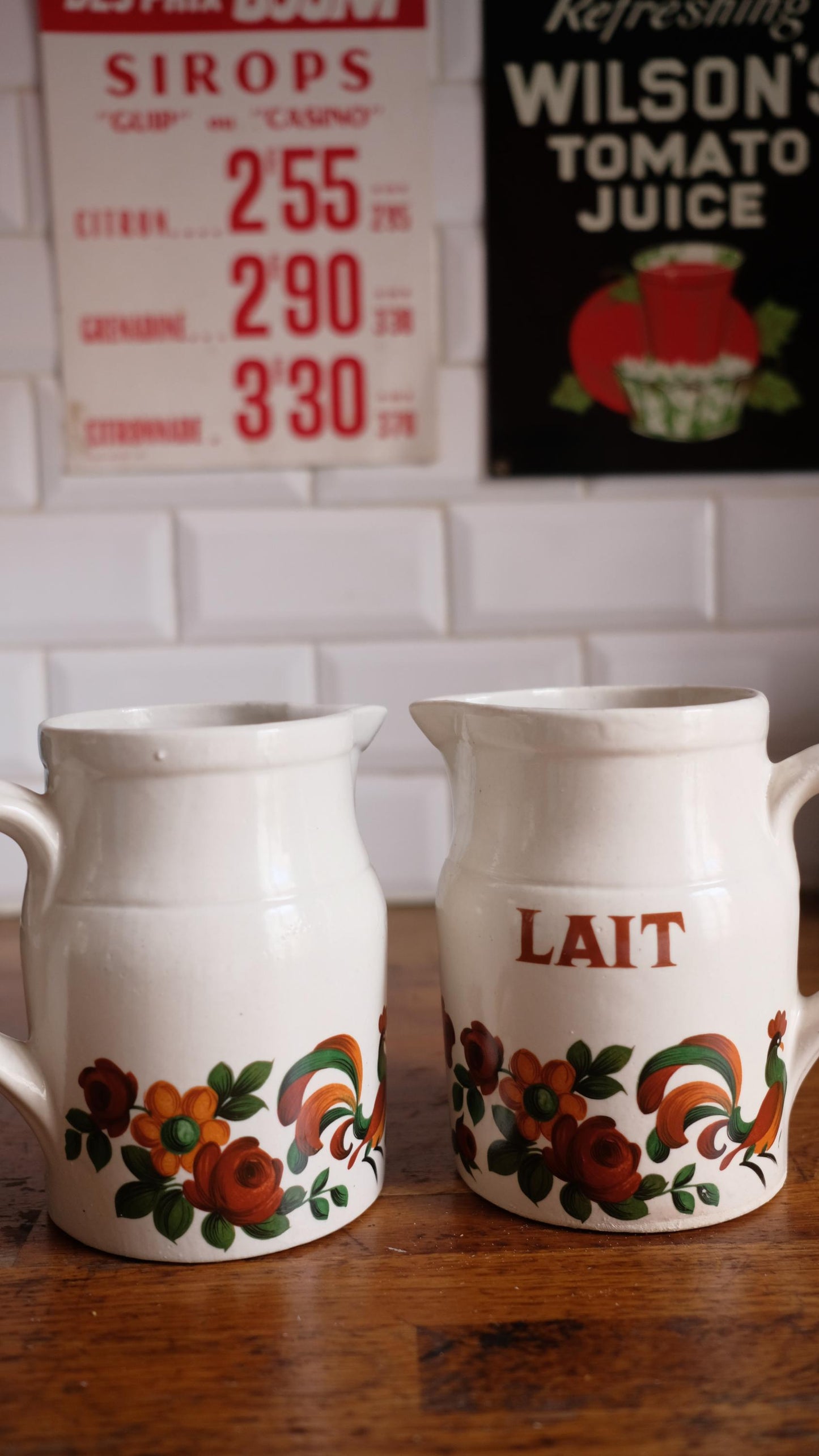 Lot de deux Pichets vintage en grès Digoin