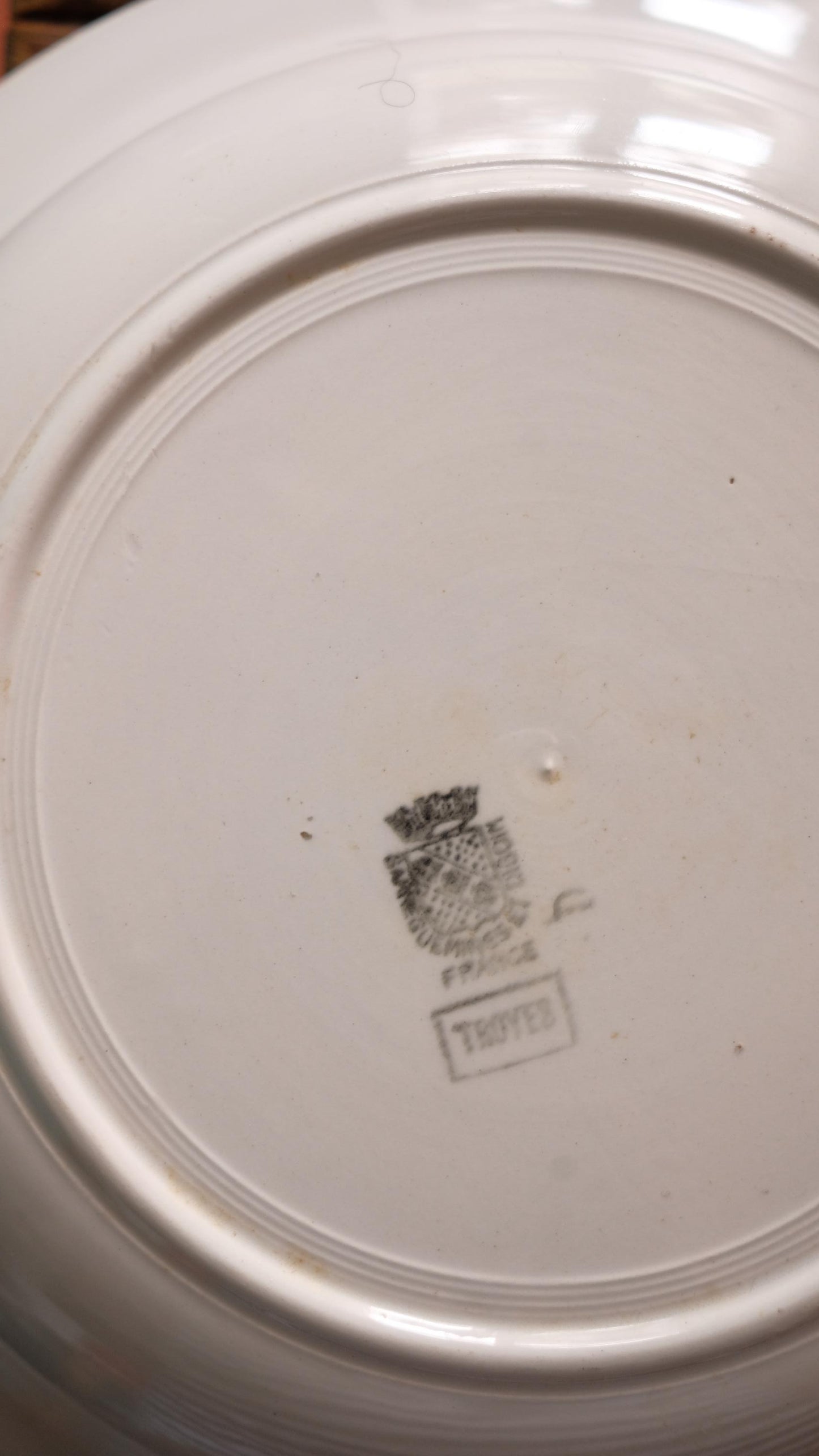 Plat creux Digoin modèle Troyes