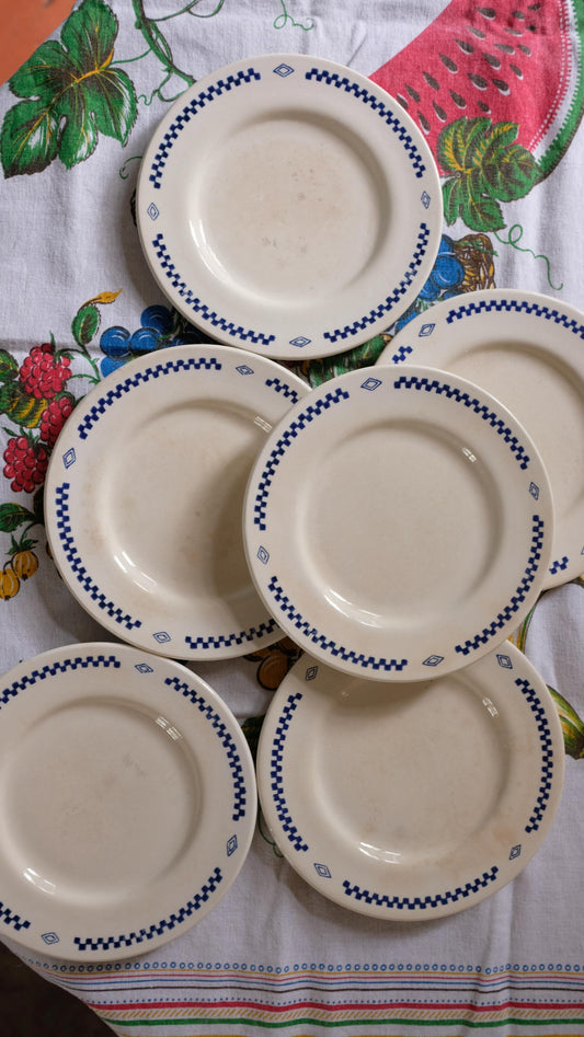 Assiettes à dessert Lustucru fabriquées en Ukraine